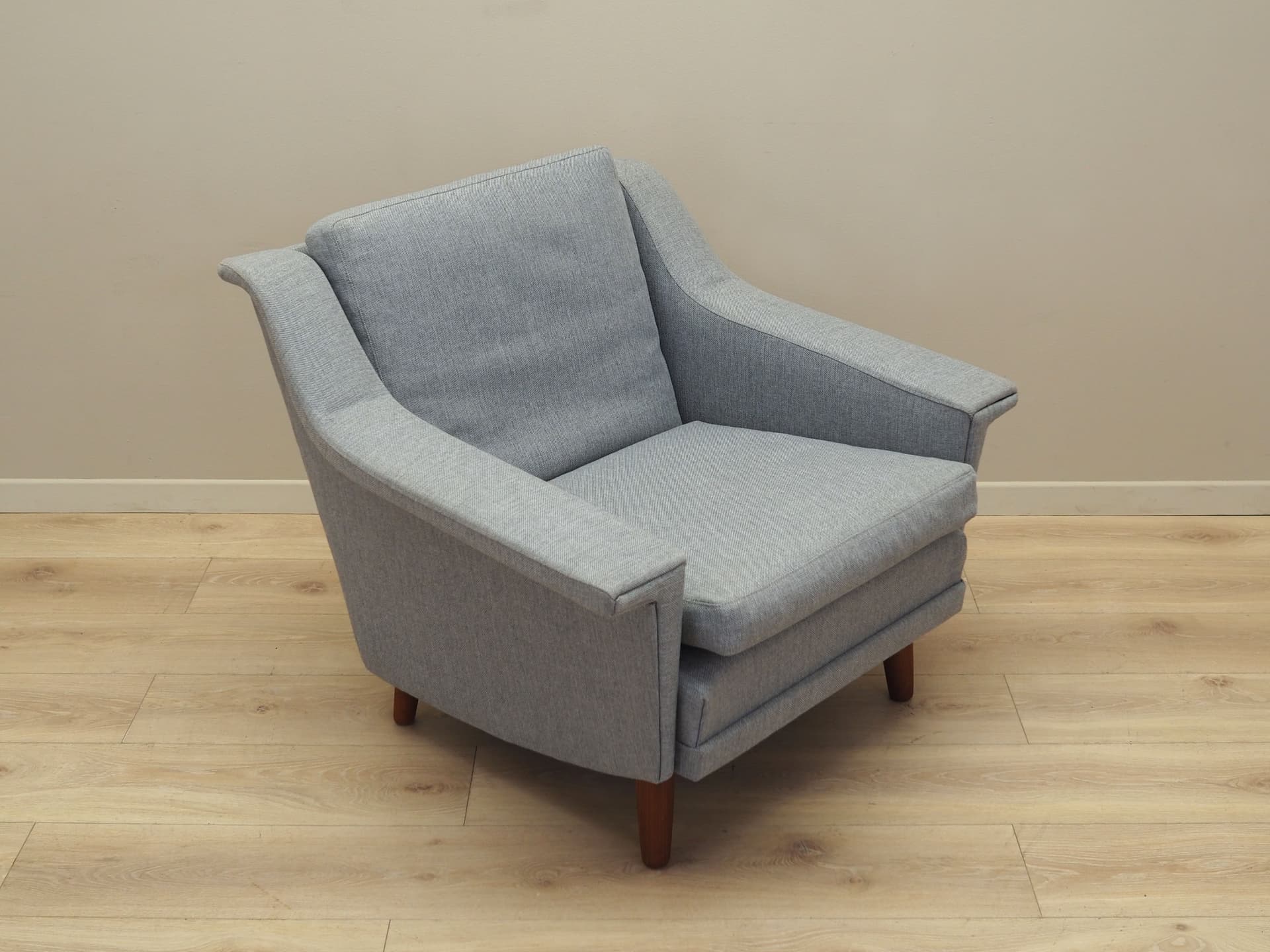 Armchair, grey, wood, Denmark, 1960s. - 45209
