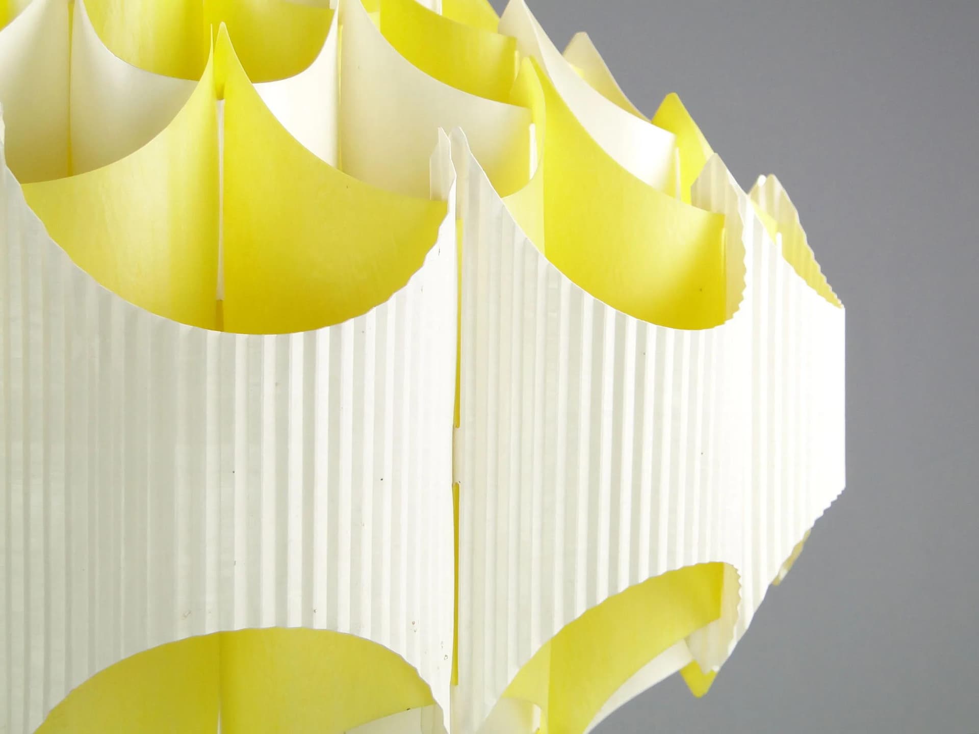 Chandelier Space Age, ivory white, plastic, E.S.I Nowa Huta, Poland, 1960s. - 45313