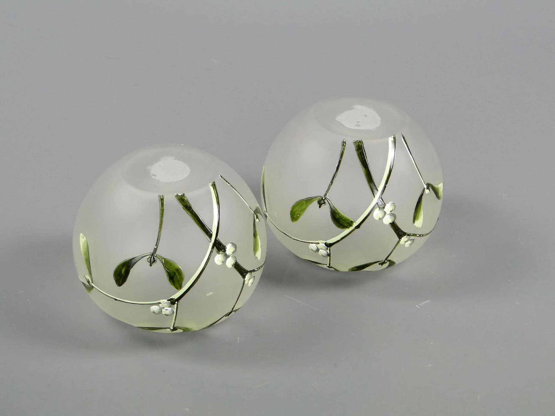 Para wazonów secesyjnych, białe szkło, Legras St Denis Mont Joye, Francja, lata 10. - 45304