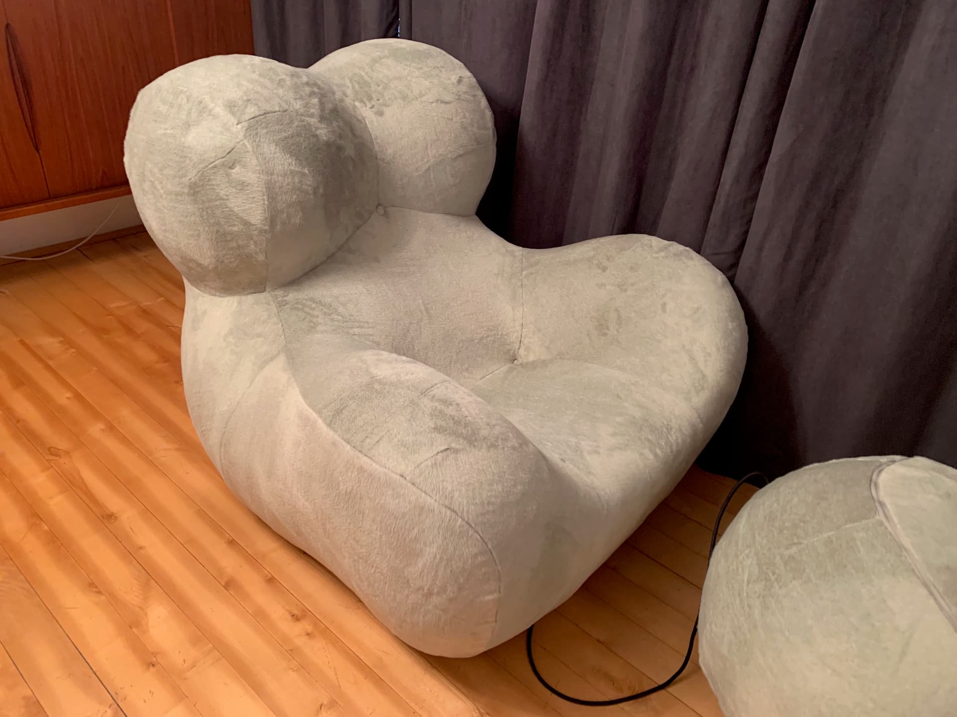 Fotel Big Mama, velvet beżowy, proj. G. Pesce, B&B Italia, Włochy - 45620