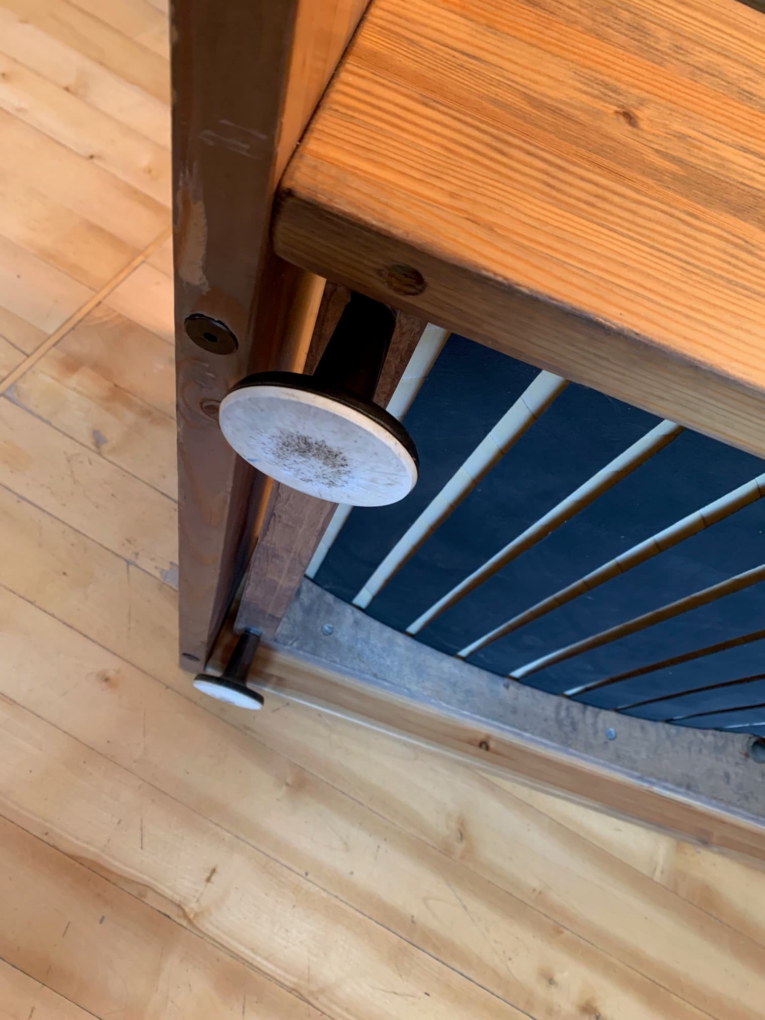 Sofa, skóra brązowa, sosna, Hämeen Kalustaja, Finlandia, lata 70. - 45650