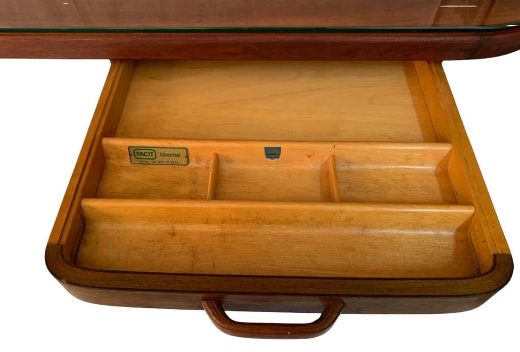 Desk, light brown oak, by G. Ericsson, Switzerland, 1950s. - 45666