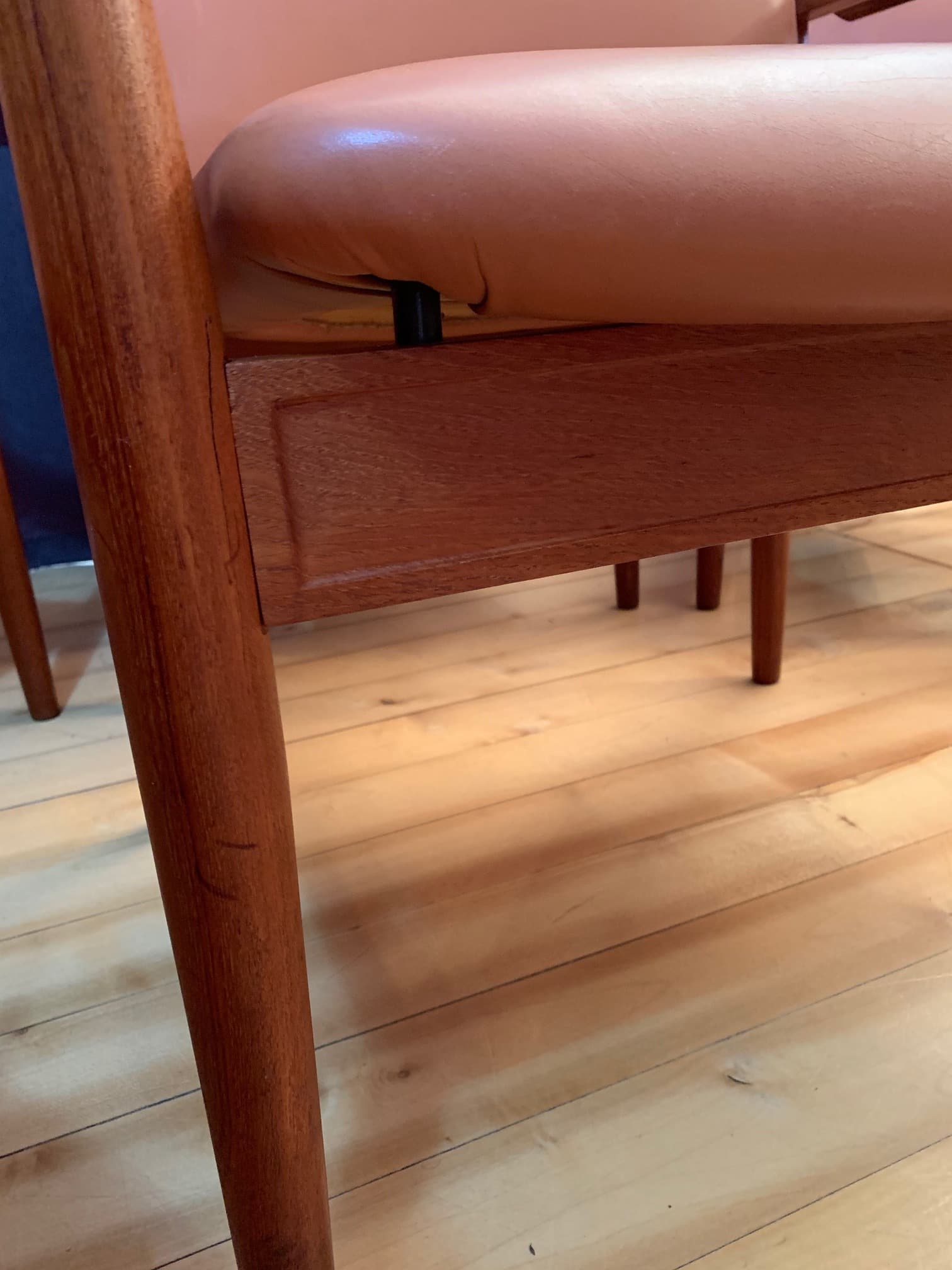 Zestaw sześciu krzeseł Diplomat 209, skóra koniakowa, teak, proj. F. Juhl, Dania, lata 60. - 45835