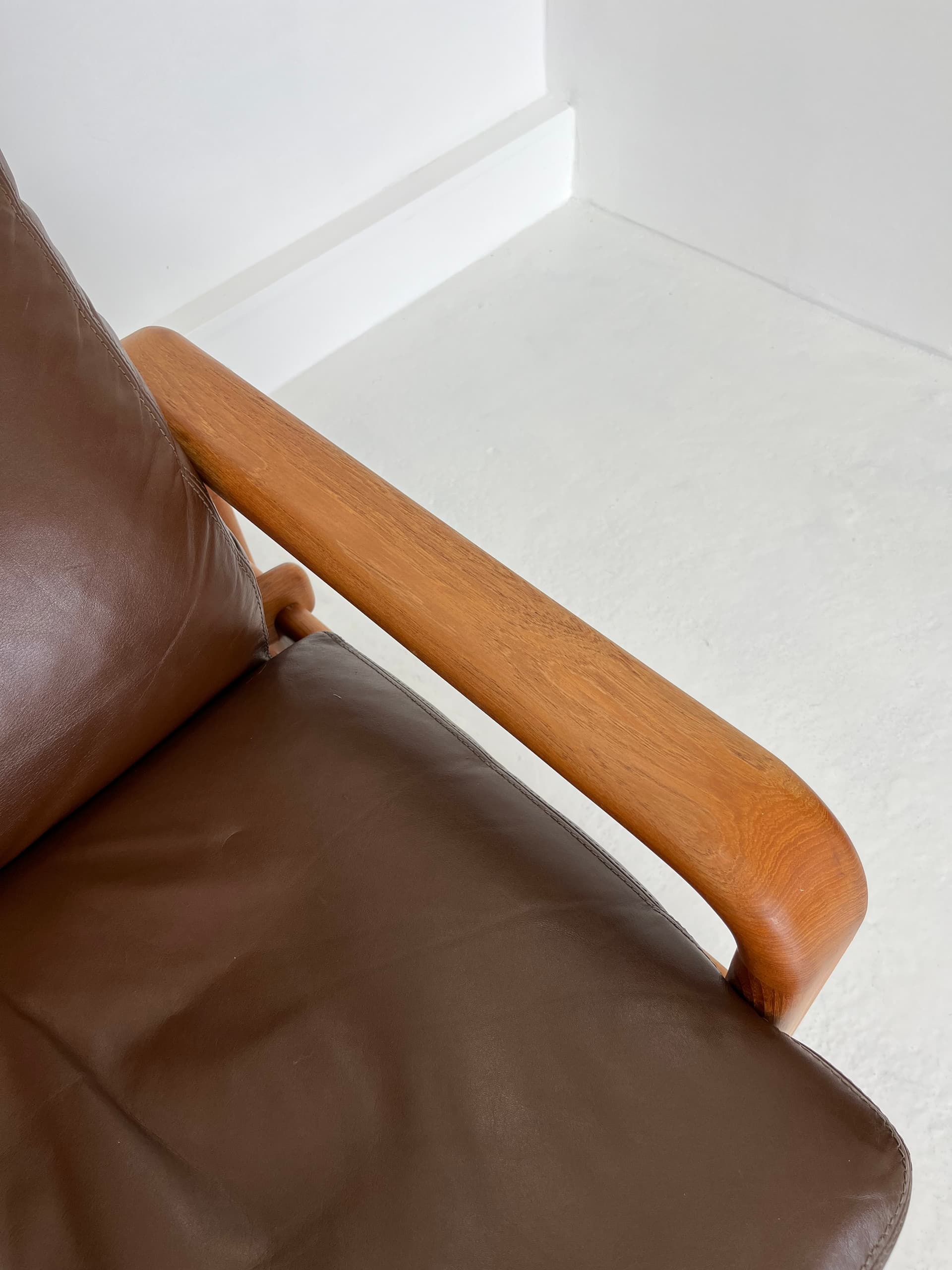 Sofa, skóra brązowa, teak, proj. H. Olsen, Dania, lata 70. - 45964