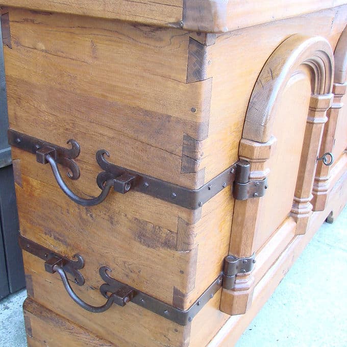 Komoda, dąb brązowy, Polska, lata 50. - 46417