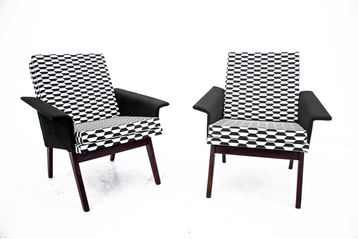 Black and White Set of Armchairs, Czechoslovakia, 1960s