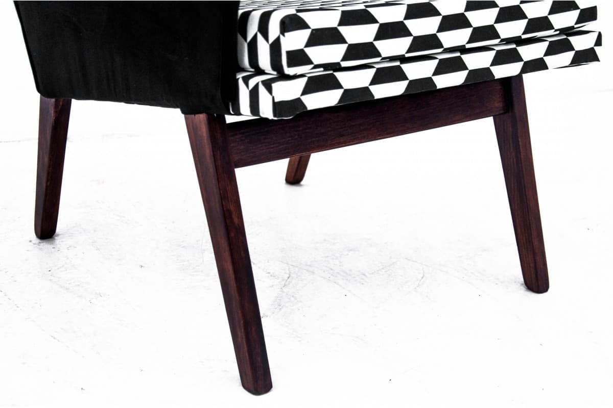 Black and White Set of Armchairs, Czechoslovakia, 1960s - 46856