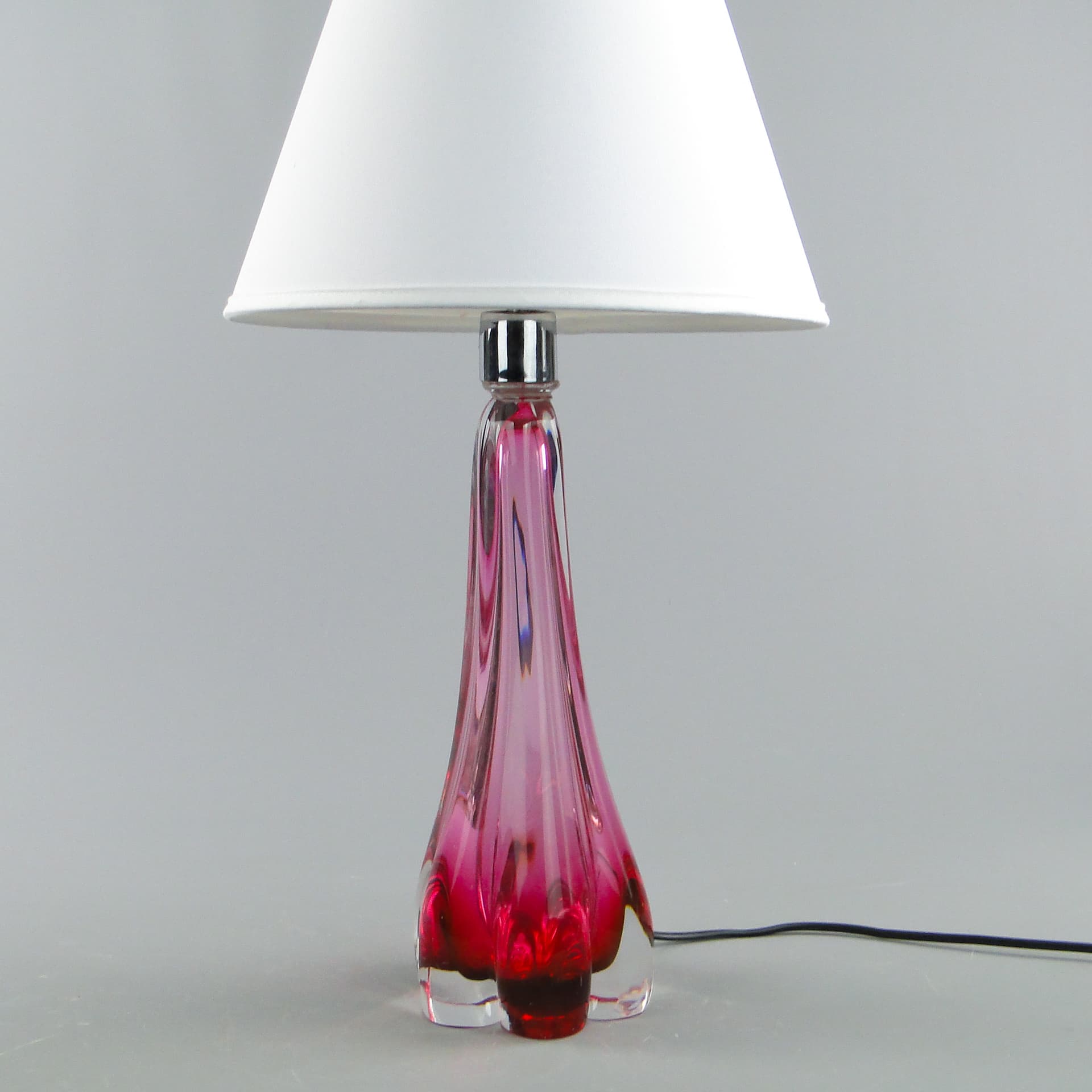 Lampa stołowa, szkło różowy, Val St Lambert, Belgia, lata 60. - 47015