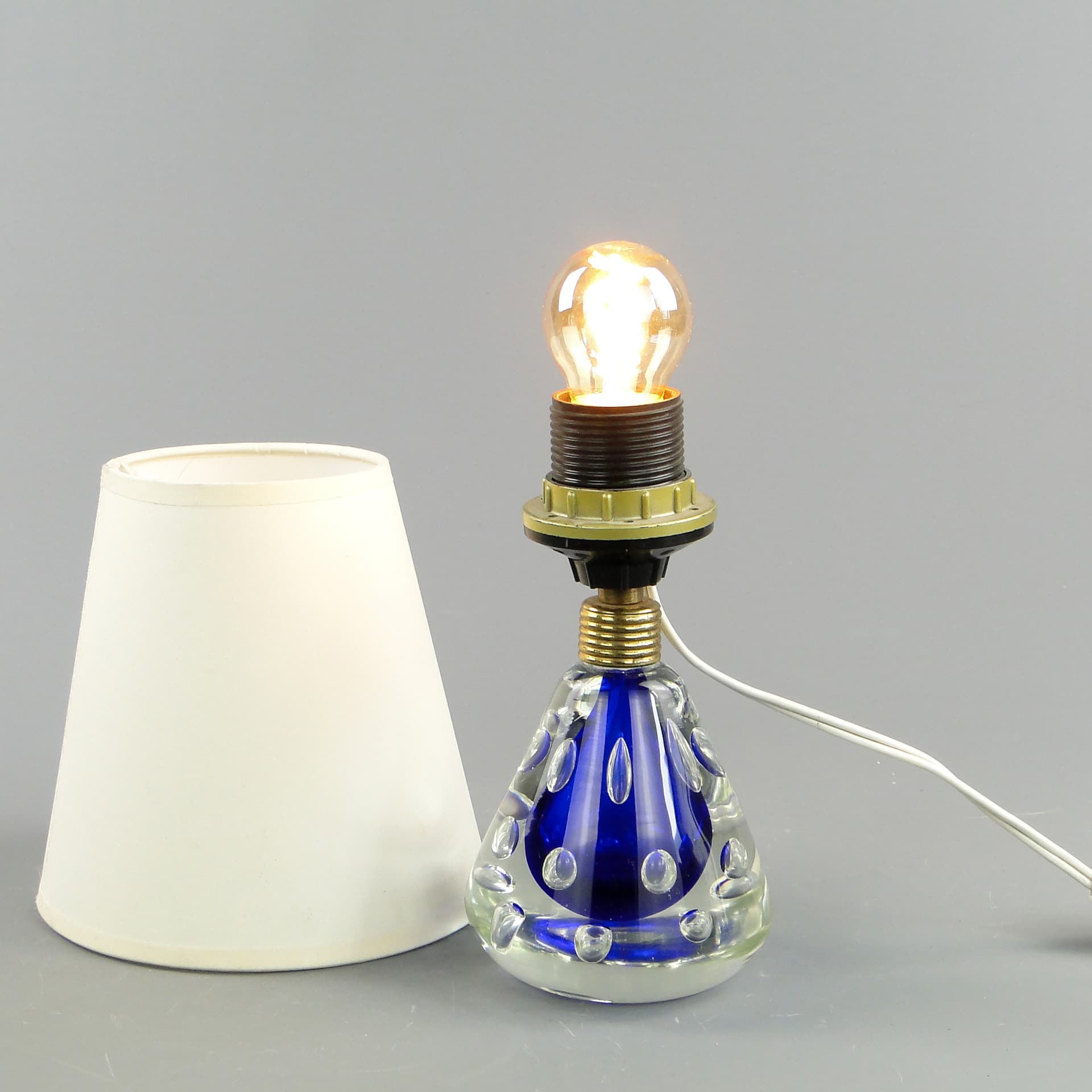 Lampa stołowa, szkło niebieski, Val St Lambert, Belgia, lata 60. - 47097