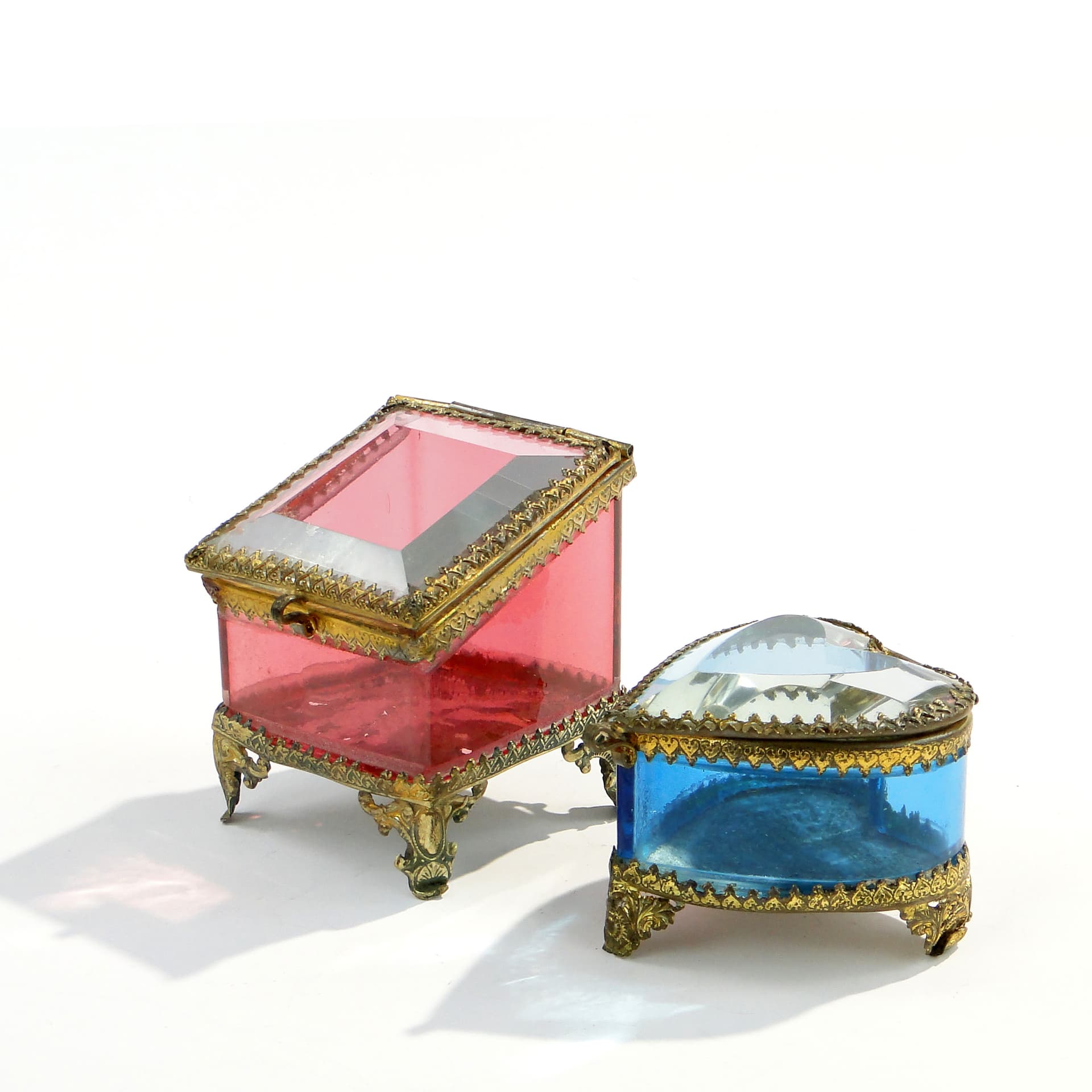 Pudełko na biżuterię serce, kryształ turkusowy, Austria, XIX wiek - 47271