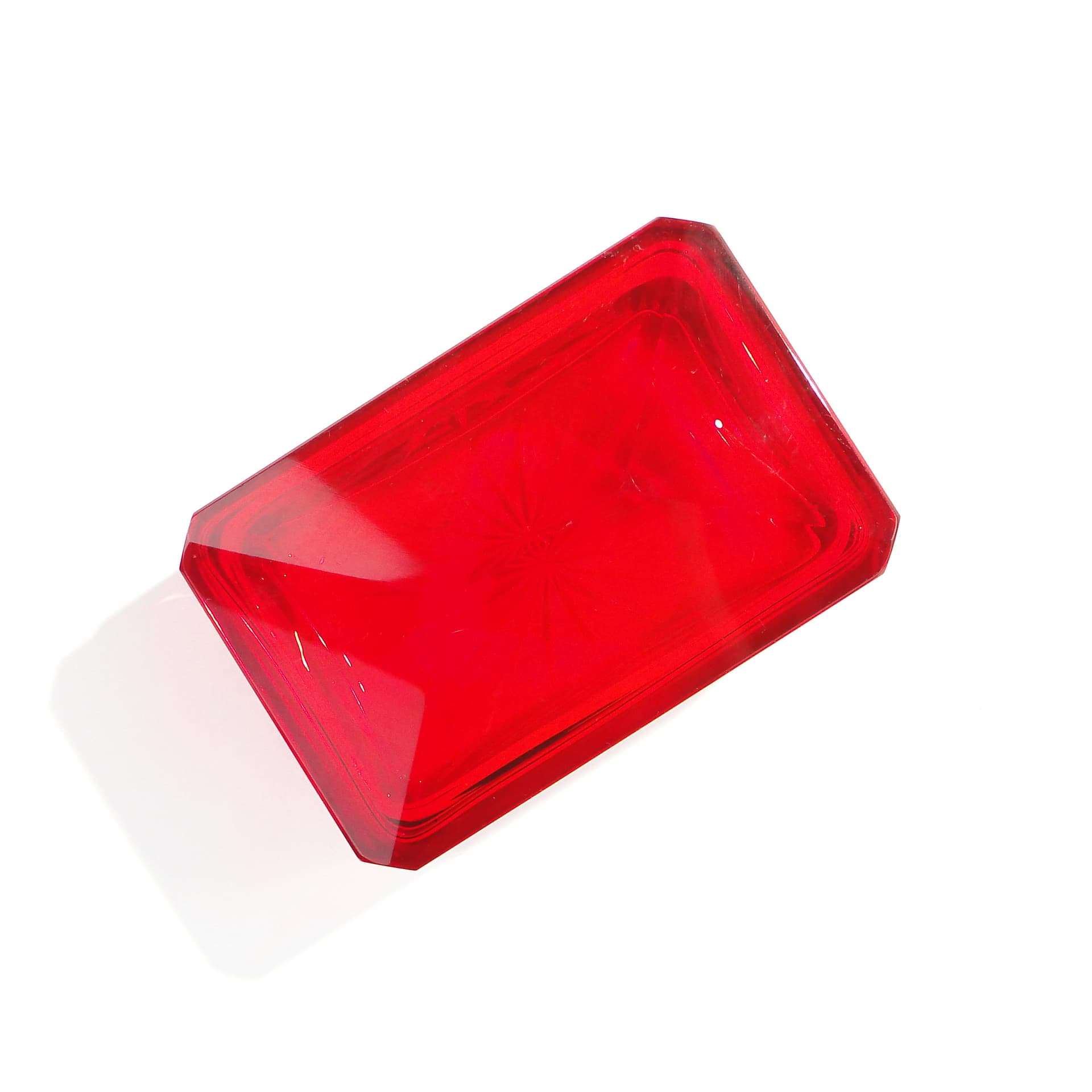 Kaseta dekoracyjna, art déco, szkło kryształowe czerwony, Czechosłowacja, lata 20. - 47513