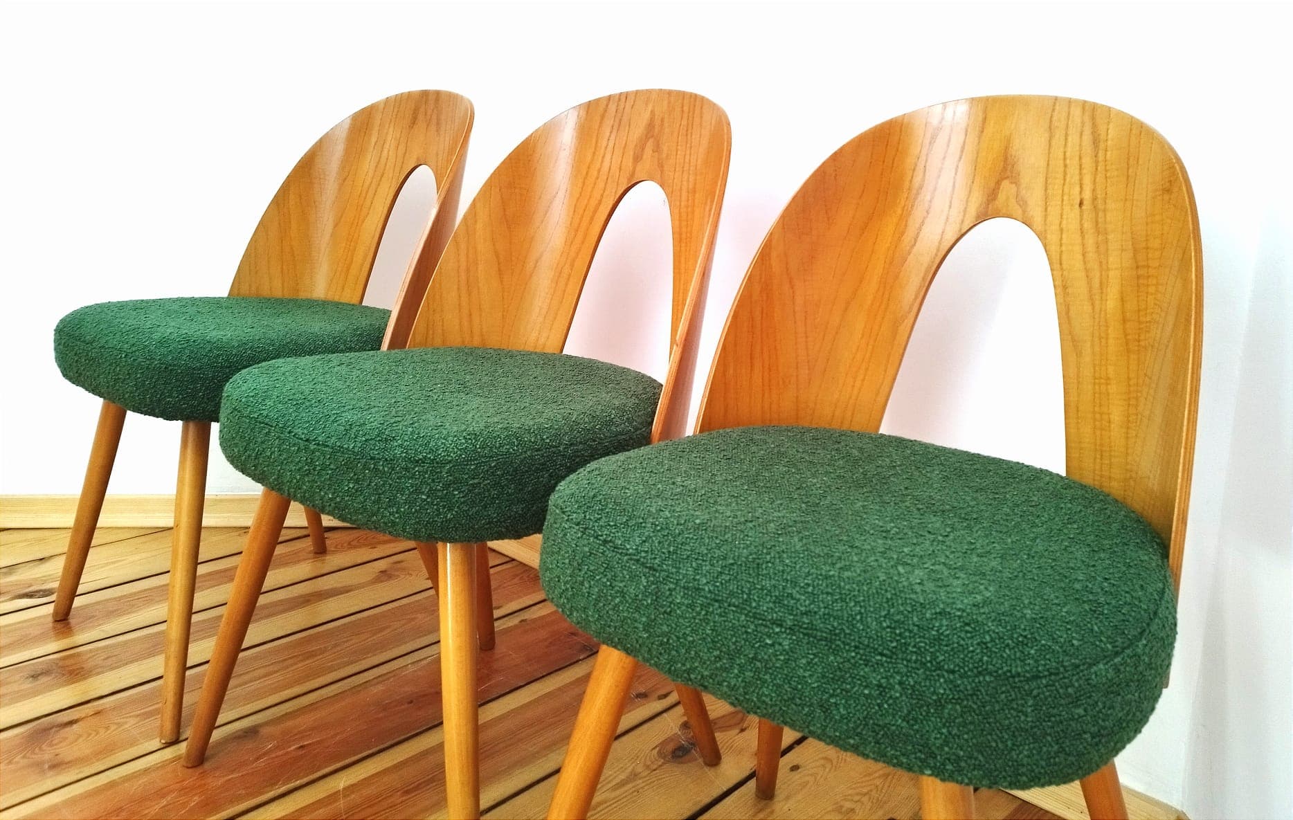Set of chairs, brown wood, green bouclé, by A. Suman, Tatra Nabytok, Czechoslovakia, 1960s. - 48140