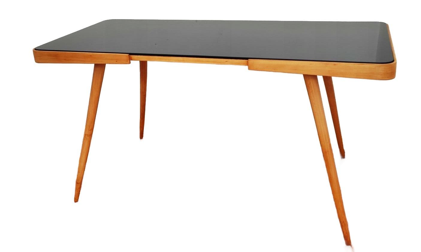 Stolik kawowy, szkło czarne, drewno miodowy, proj. J. Jiroutek, Czechosłowacja, lata 60.