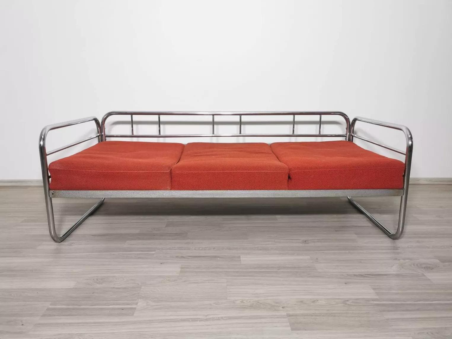Sofa Bauhaus, orange, chrome steel, by R. Slezak, Czechoslovakia, 1960s. - 48859