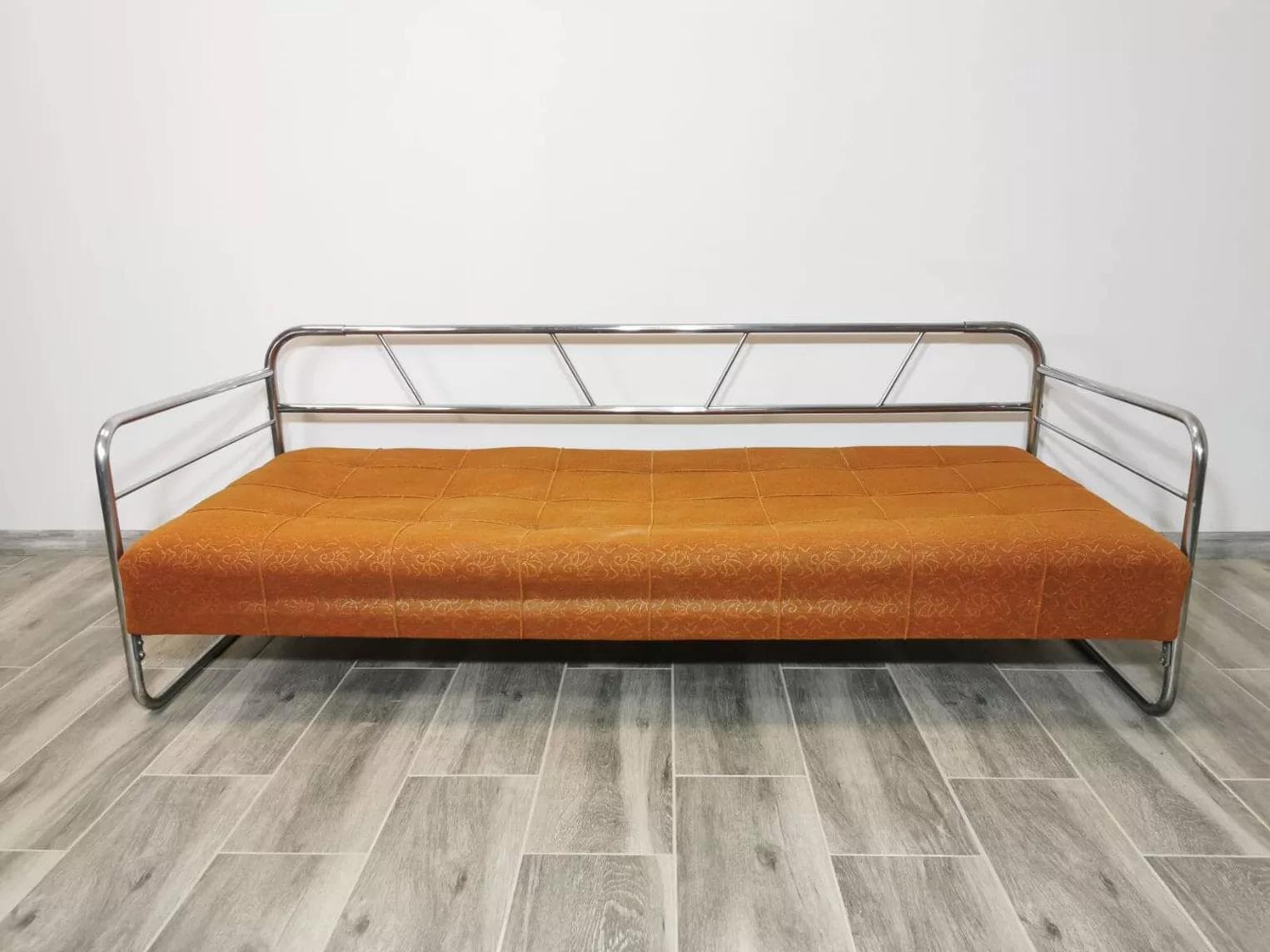 Sofa Bauhaus, orange, chrome steel, by R. Slezak, Czechoslovakia, 1960s. - 48854