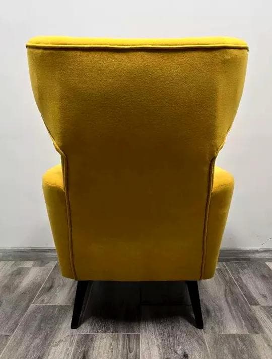 Fotel uszak, żółty, tkanina, Czechosłowacja, lata 60. - 48727