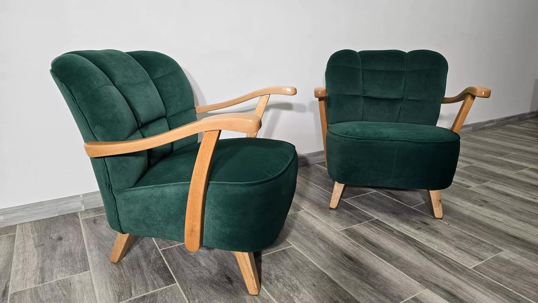 Pair of armchairs, green velvet, light wood, Czechoslovakia, 1960s. - 48689