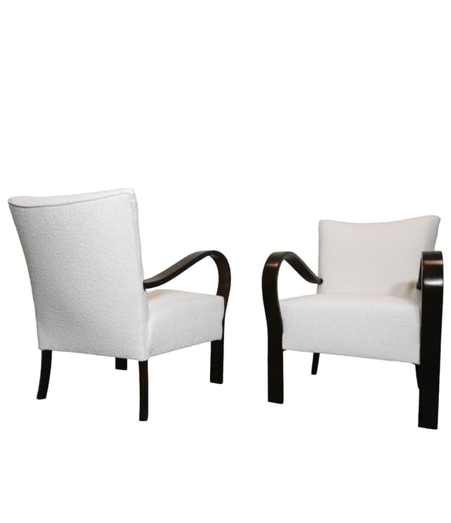 Pair of armchairs, white bouclé, dark brown wood, Czechoslovakia, 1950s. - DIMENSION