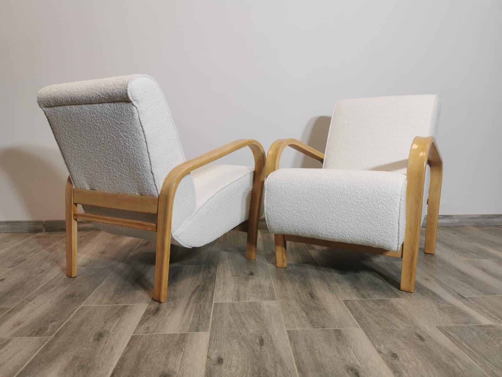 Pair of armchairs, light oak, white bouclé, by K. Koželka, A. Kropáček, Interier Praha, Czechoslovakia, 1940s. - 48642