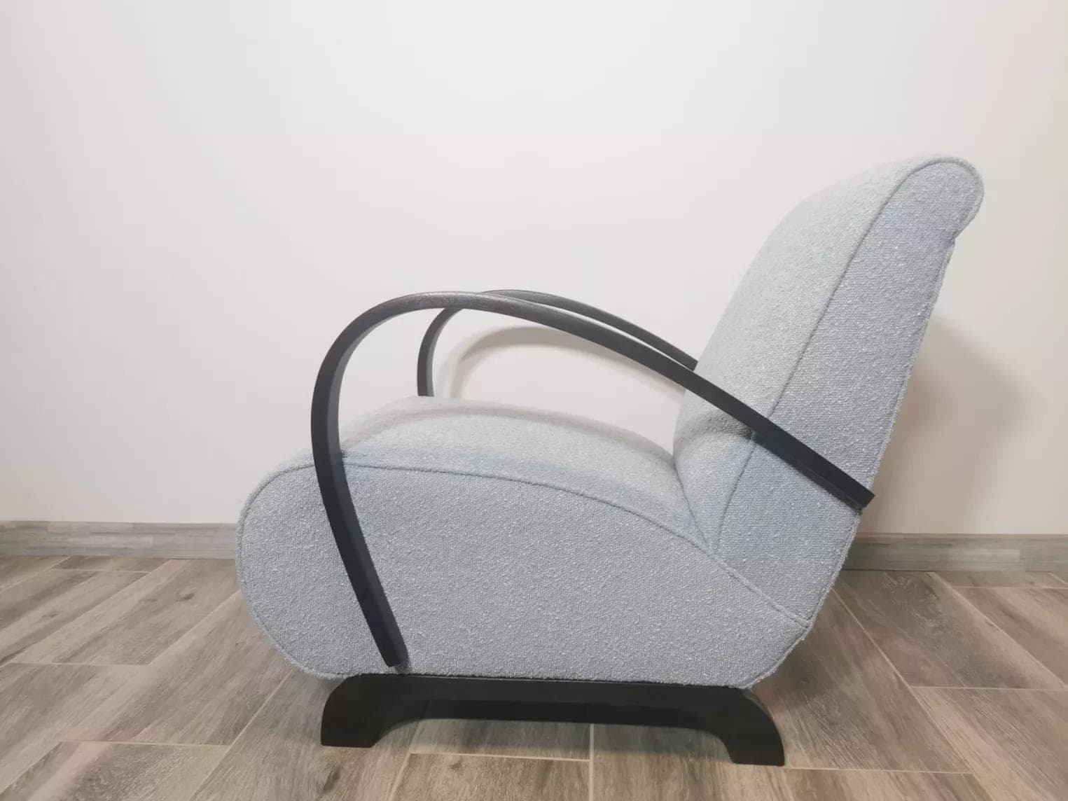 Armchair Art Deco, light grey, wood, by J. Halabala, UP Závody, Czechoslovakia, 1940s. - 48586