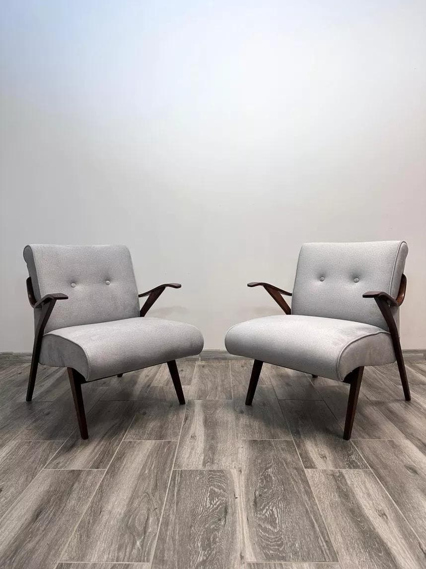 Pair of cocktail armchairs, grey fabric, wood, Czechoslovakia, 1960s. - 48565