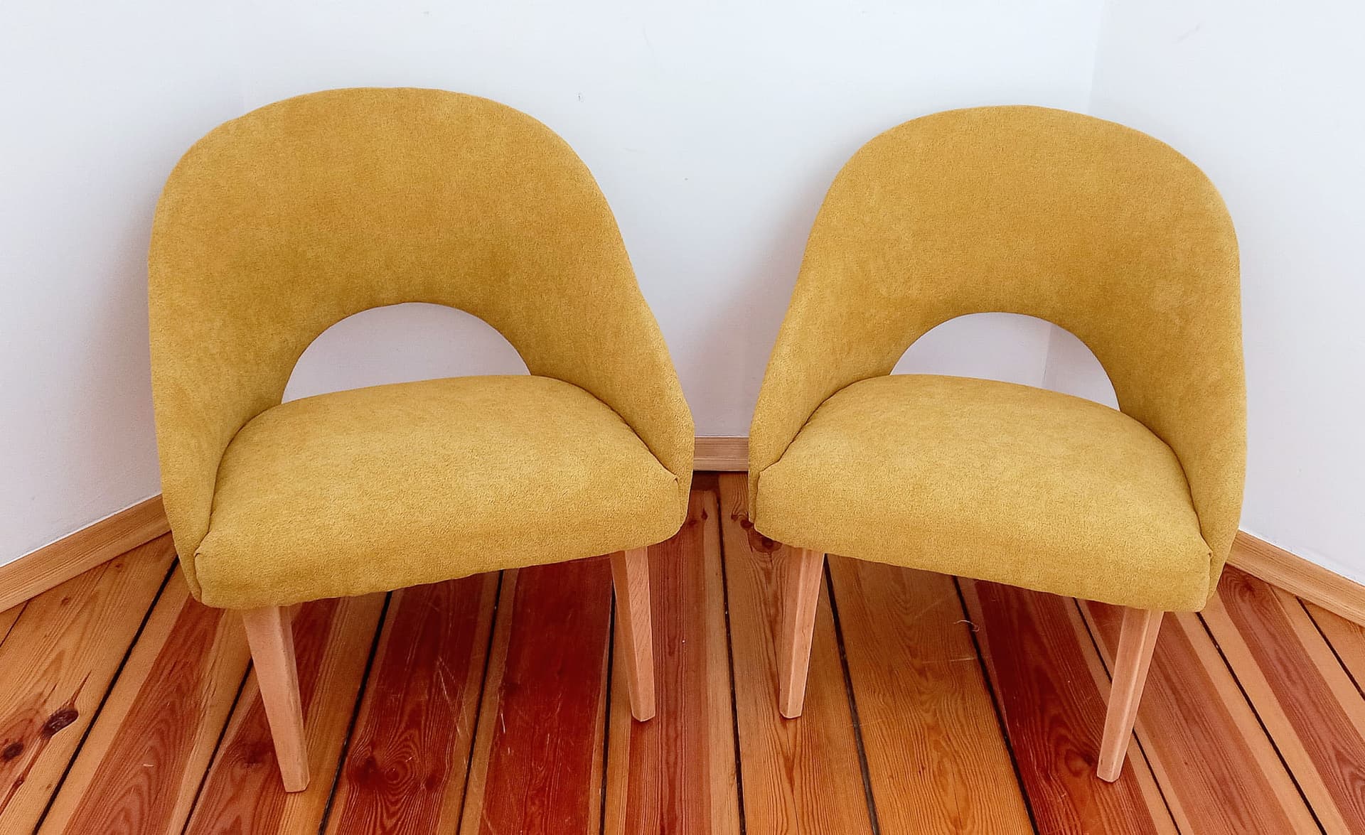 Pair of armchairs, yellow, wood, by O. Haerdtl, TON, Czechoslovakia, 1960s. - 48508
