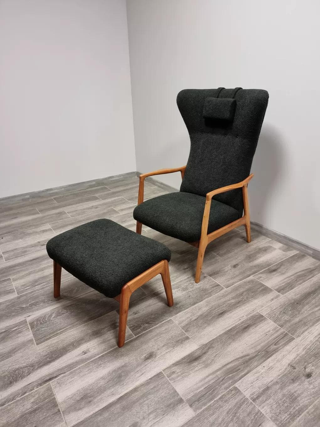 Armchair with ottoman Uluv, black bouclé, beech, Czechoslovakia, 1960s. - 48500