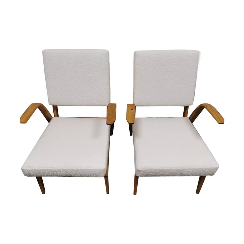 Pair of armchairs, ivory white bouclé, light beech, Czechoslovakia, 1950s.