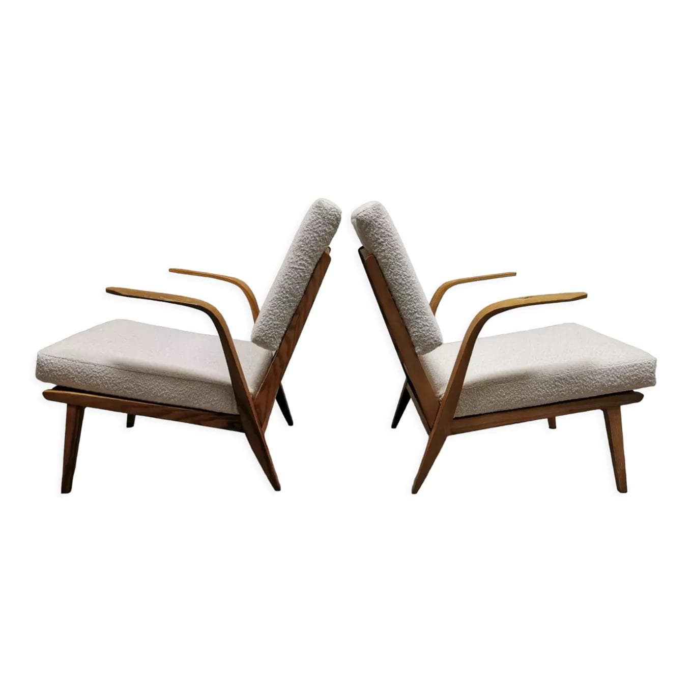 Pair of armchairs, ivory white bouclé, light beech, Czechoslovakia, 1950s. - 48466