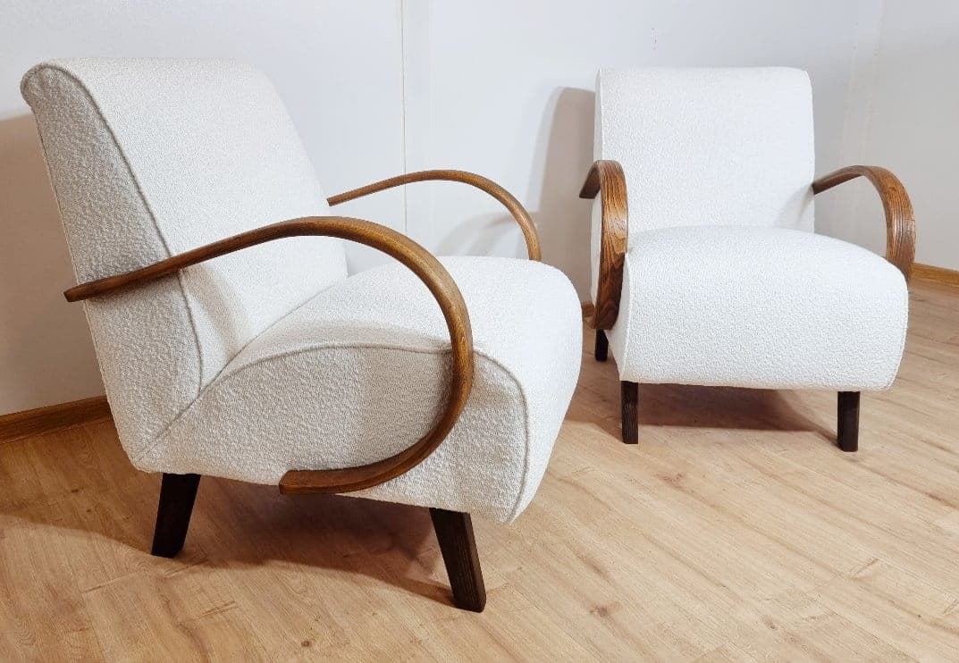 Pair of armchairs, wood, ivory white bouclé, by J. Halabala, UP Závody, Czechoslovakia, 1960s. - 48379