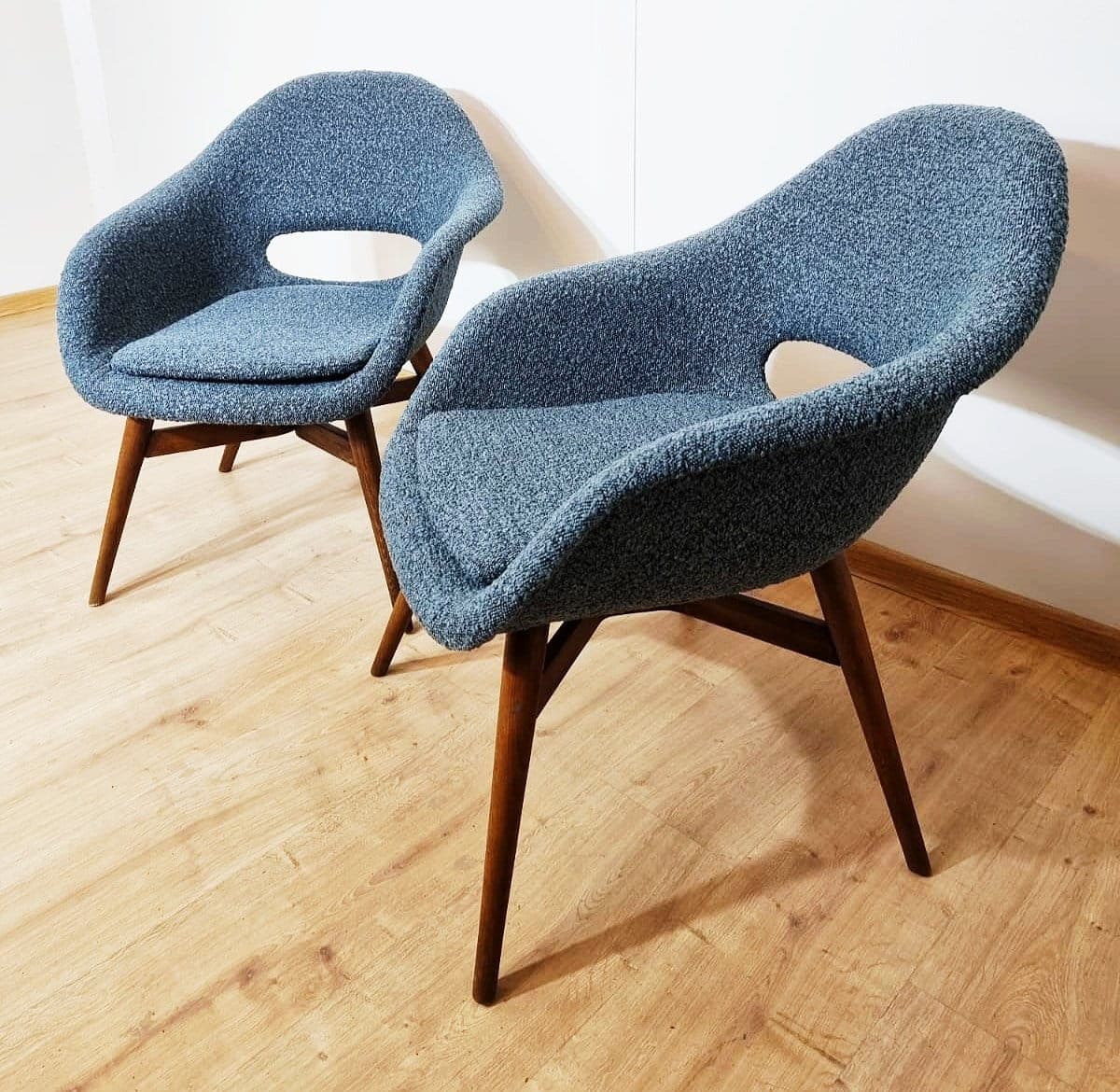 Pair of armchairs, blue bouclé, wood, by M. Navratil, Czechoslovakia, 1960s. - 48316