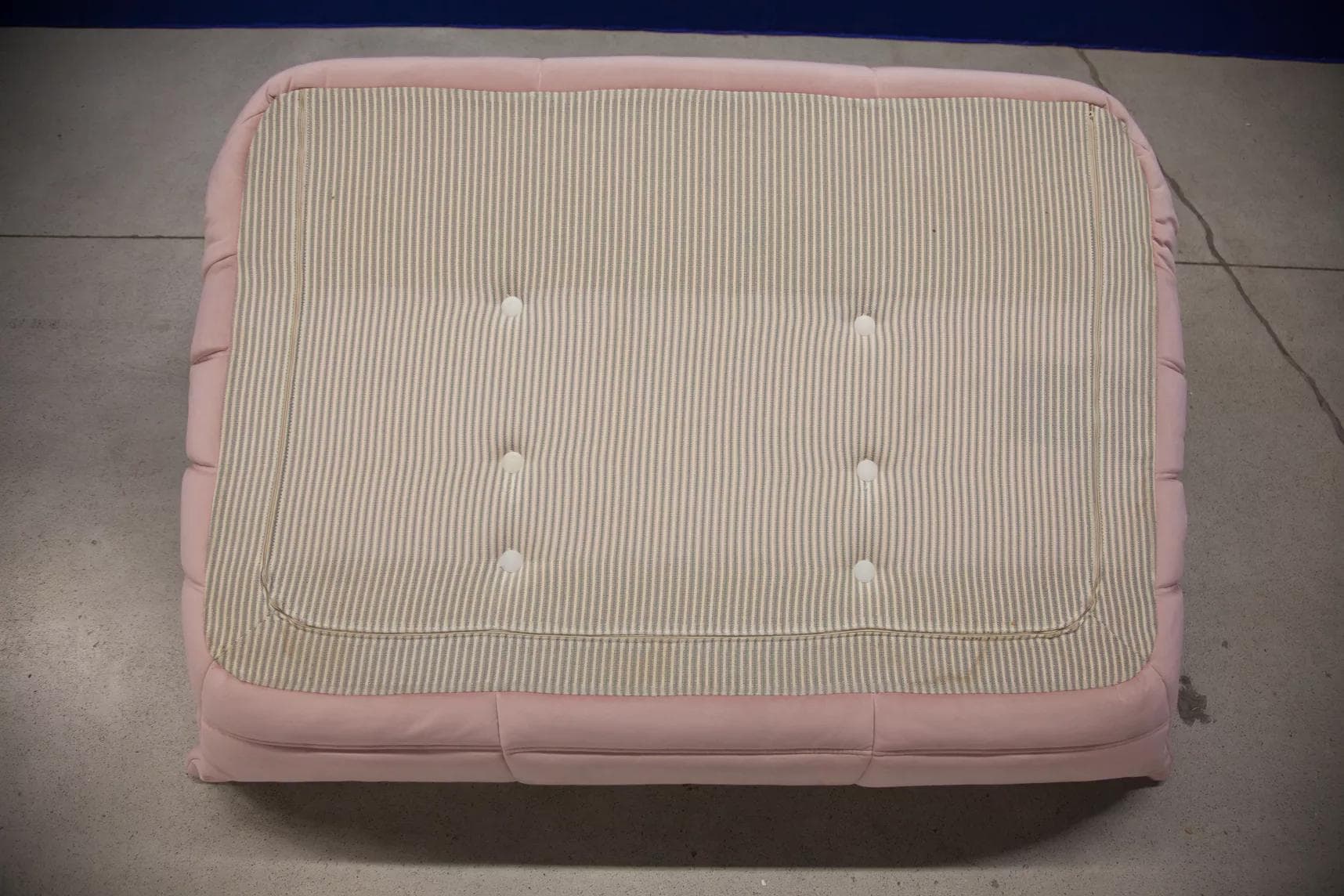 Sofa Togo dwuosobowa, velvet różowy jasny - 51157