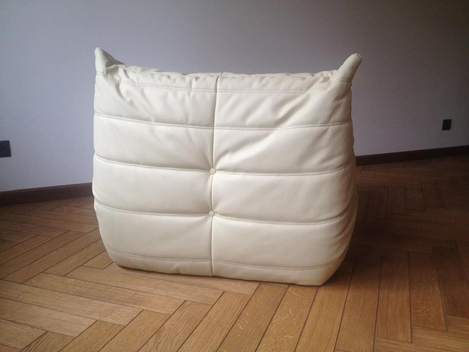 Fotel wypoczynkowy Togo, skóra biała madras - 51203