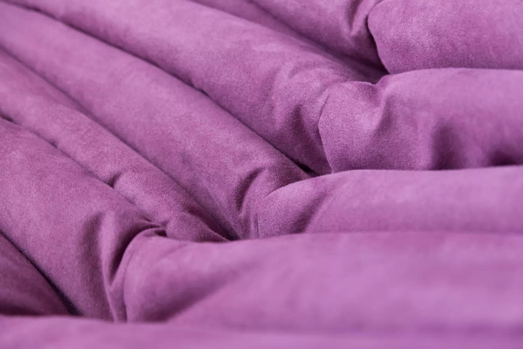 Sofa Togo trzyosobowa, mikrofibra bakłażan - 51288