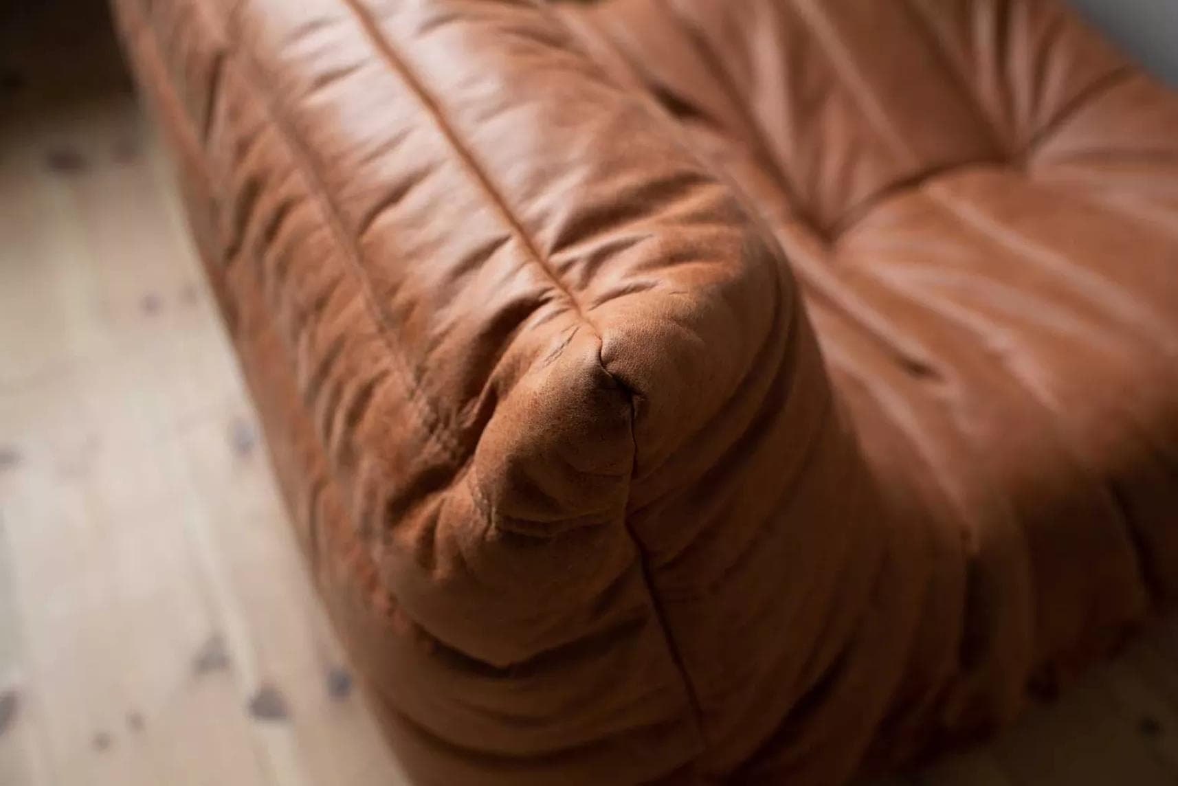 Fotel wypoczynkowy Togo, skóra brązowa peach - 52134