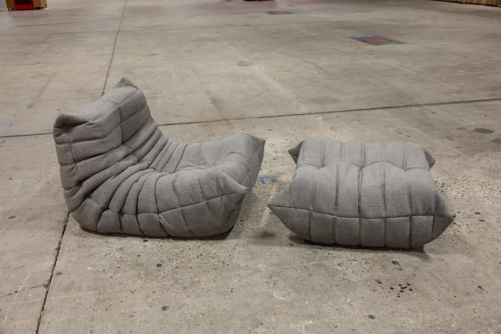 Sofa Togo dwuosobowa, tekstylia ciepły szary - 52040