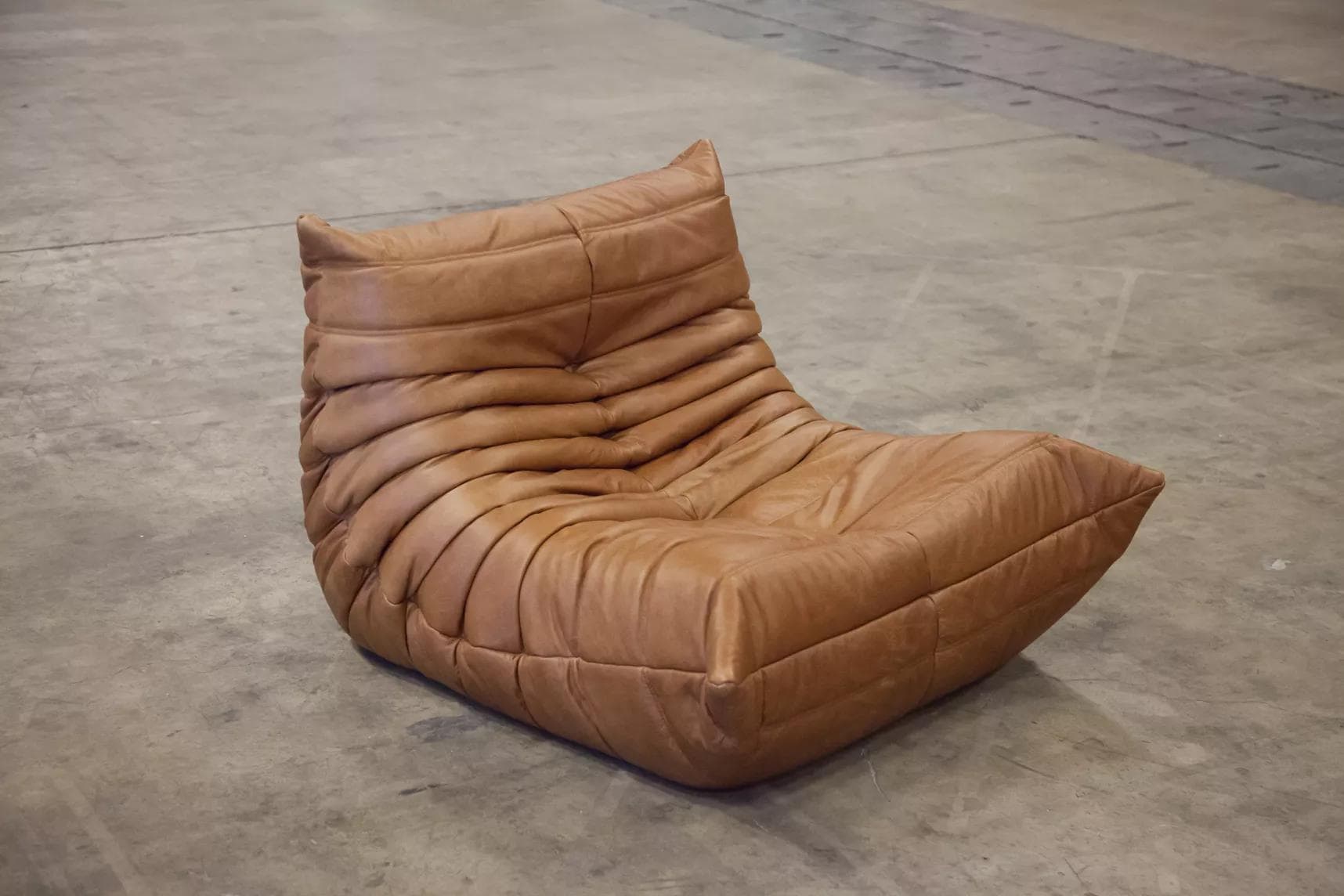 Fotel wypoczynkowy Togo z podnóżkiem, skóra brązowa tobacco - 51944