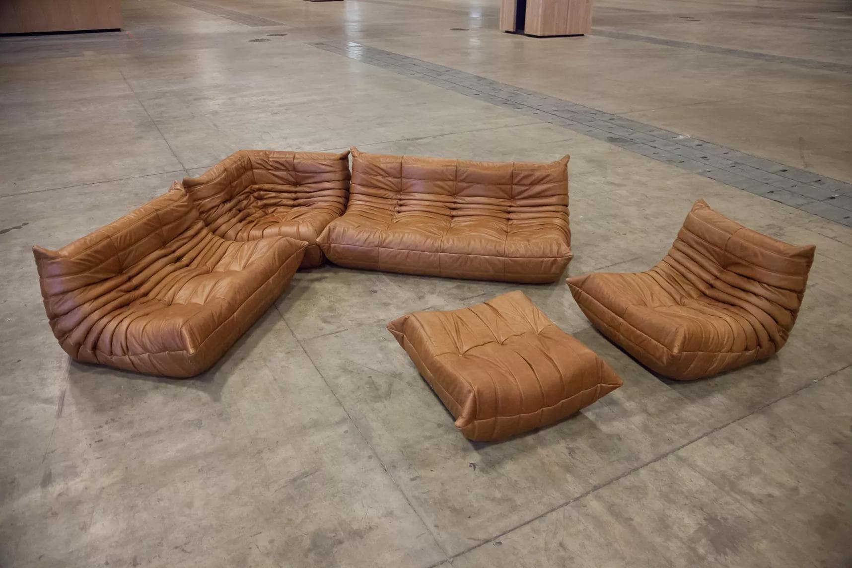 Sofa Togo dwuosobowa, skóra brązowa tobacco - 51817