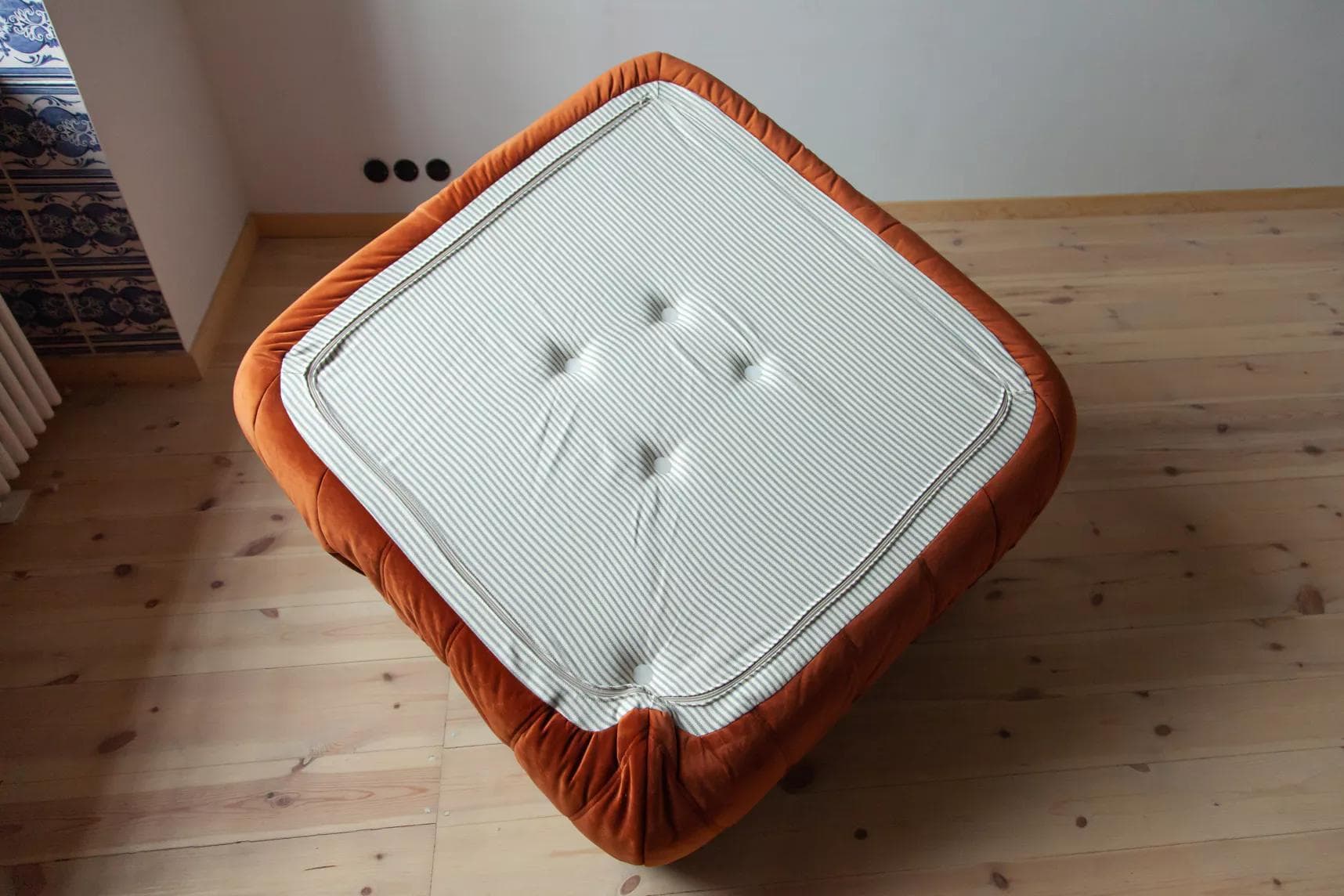 Narożnik Togo, velvet pomarańczowy bursztyn - 51732