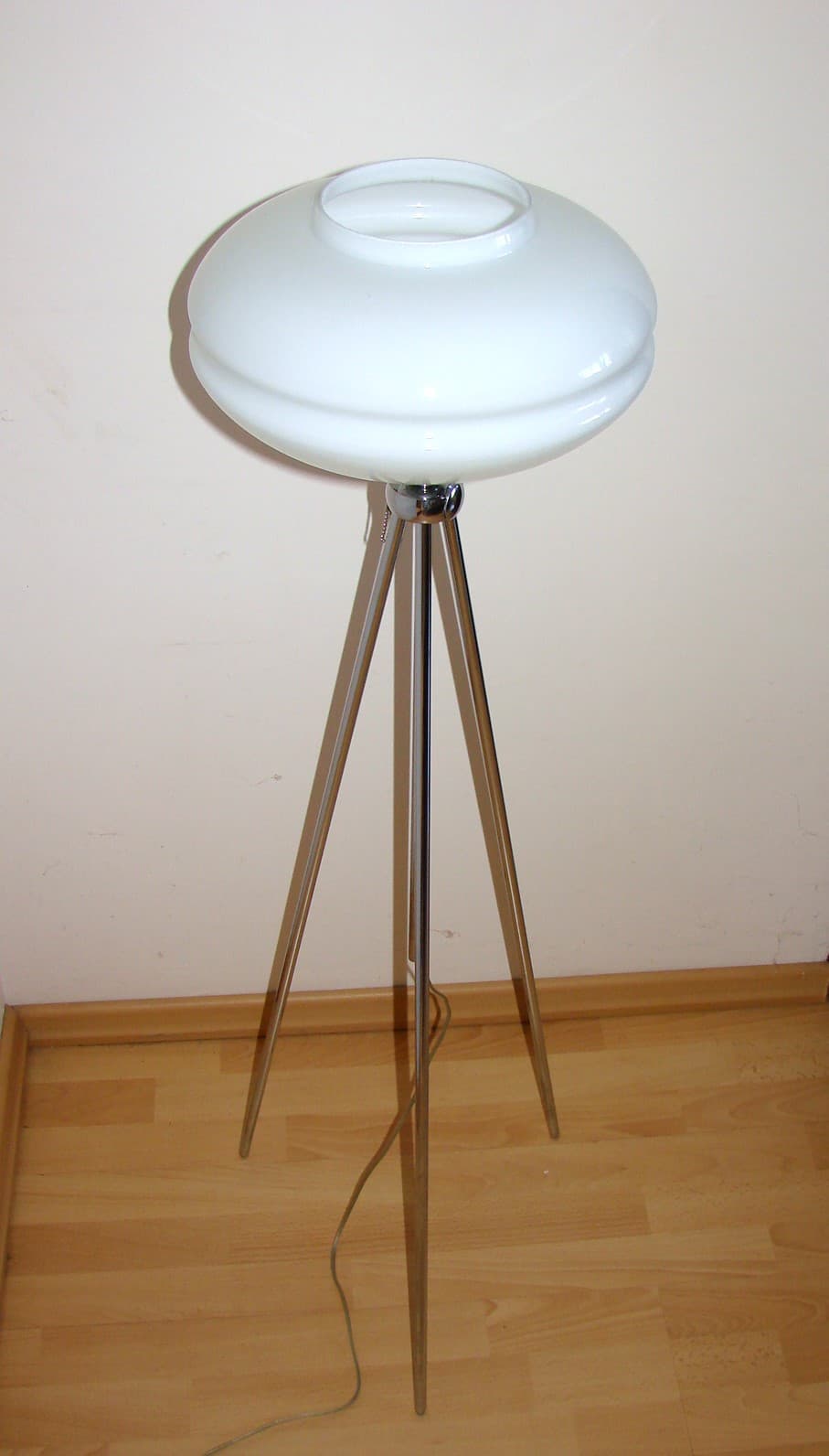 Lampa podłogowa, srebrny, stal chromowana, szkło, lata 90. - 52311