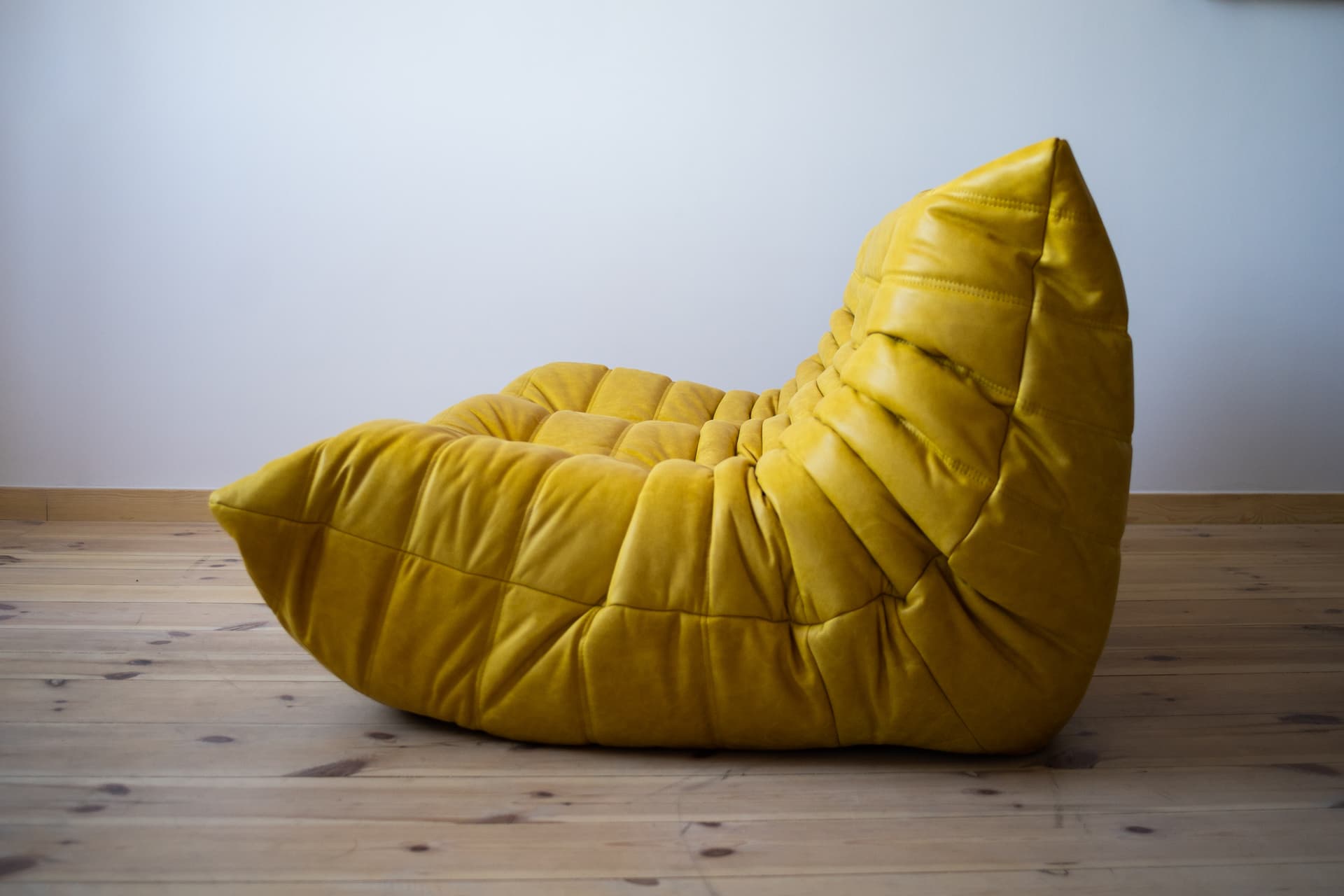 Sofa Togo dwuosobowa, skóra żółta dubai - 52332