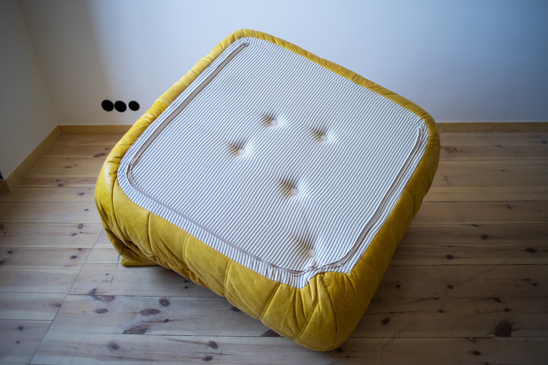 Zestaw wypoczynkowy Togo 5 części, skóra żółta dubai - 165285