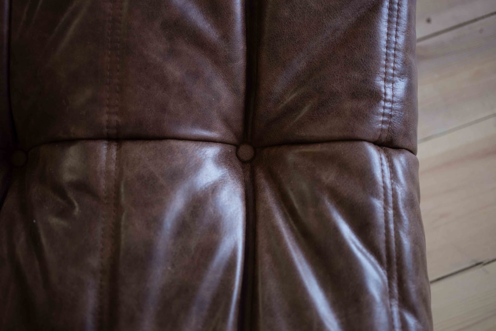 Fotel wypoczynkowy Togo z podnóżkiem, skóra brązowa kasztanowa - 165254