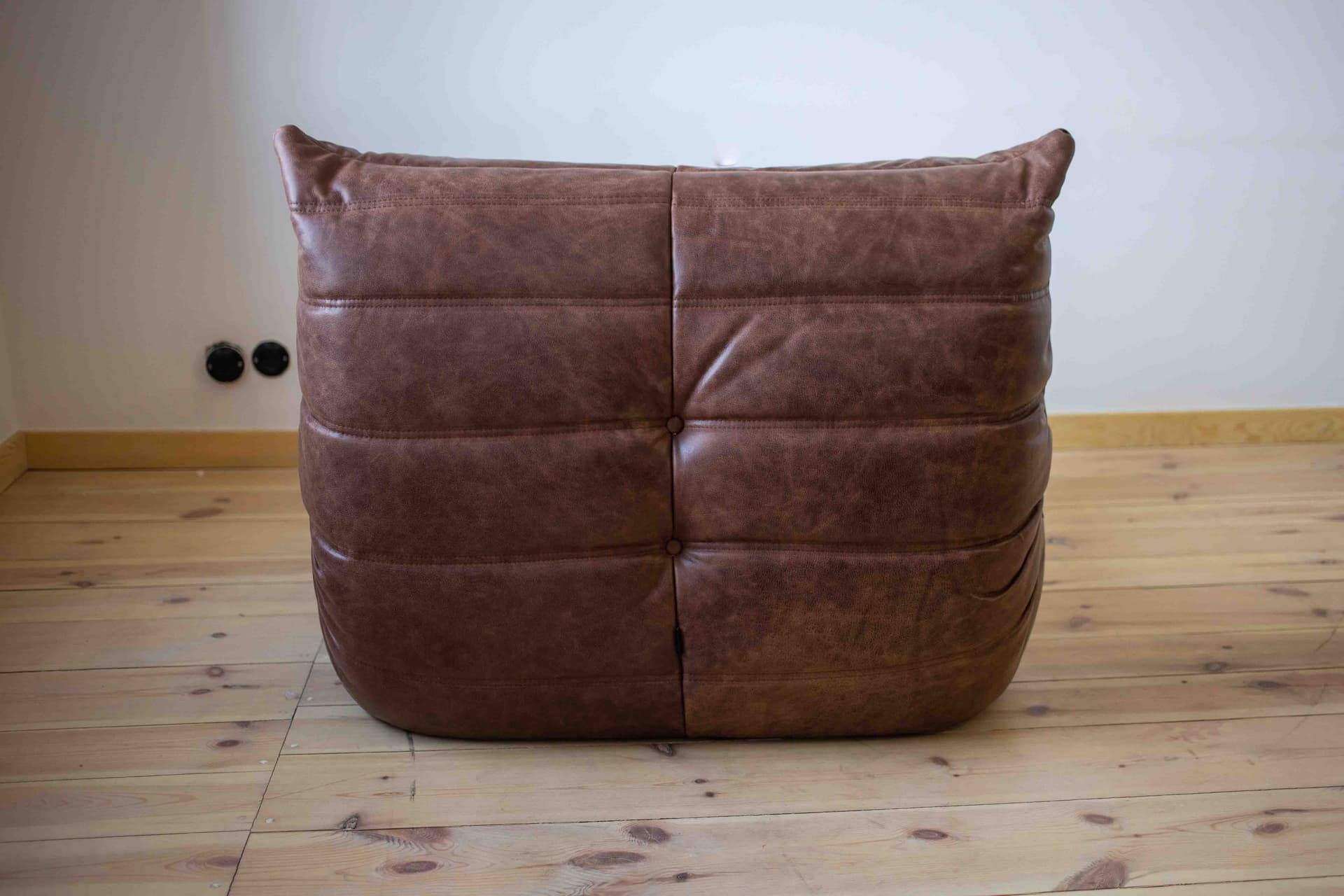 Fotel wypoczynkowy Togo z podnóżkiem, skóra brązowa kasztanowa - 165251