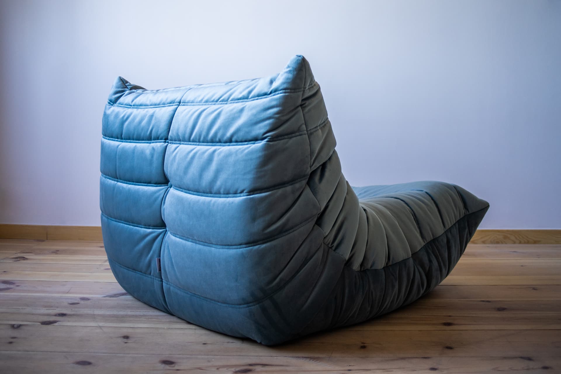 Fotel wypoczynkowy Togo, velvet błękitny lazur - 165140