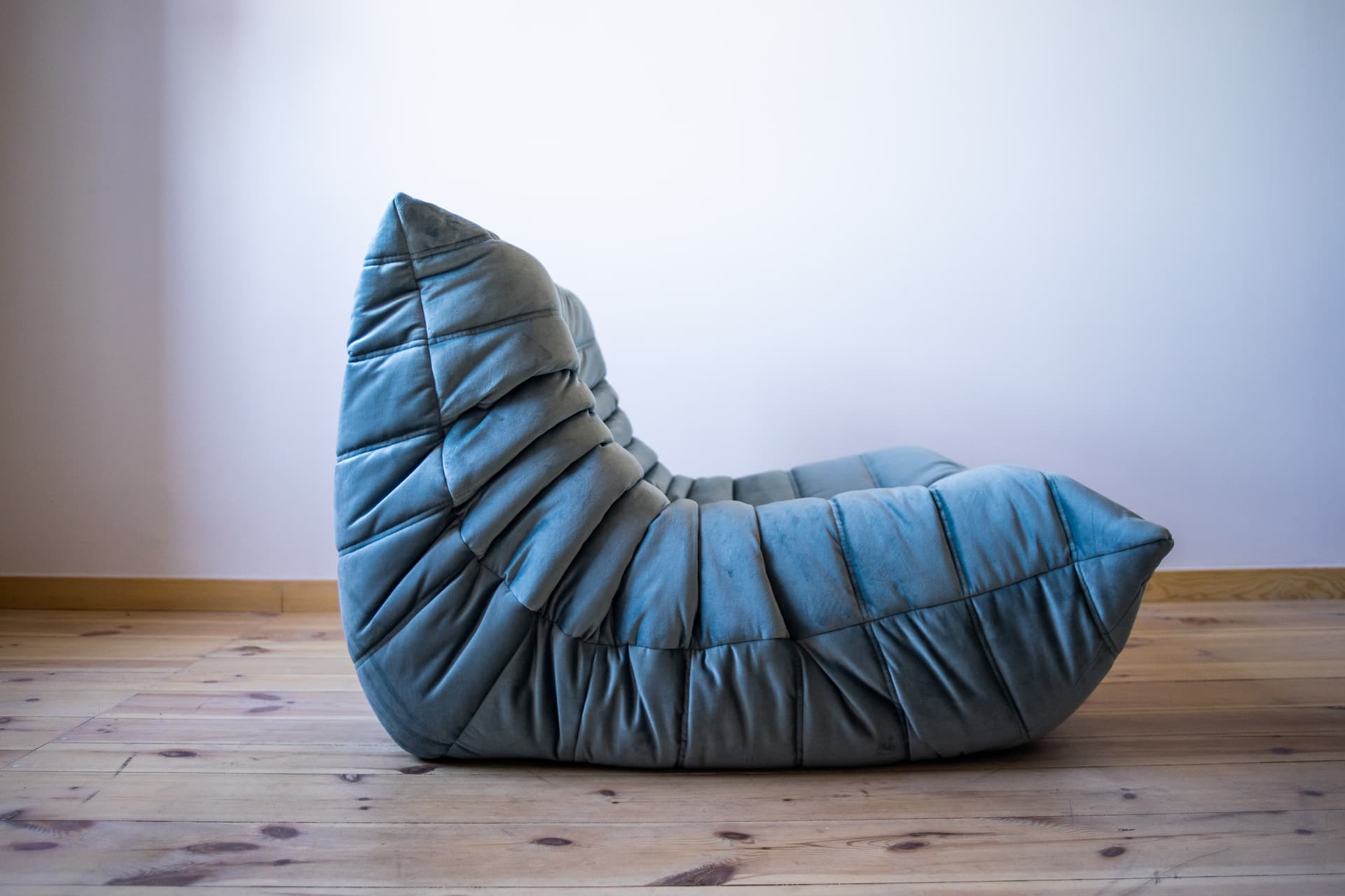 Fotel wypoczynkowy Togo, velvet błękitny lazur - 165141