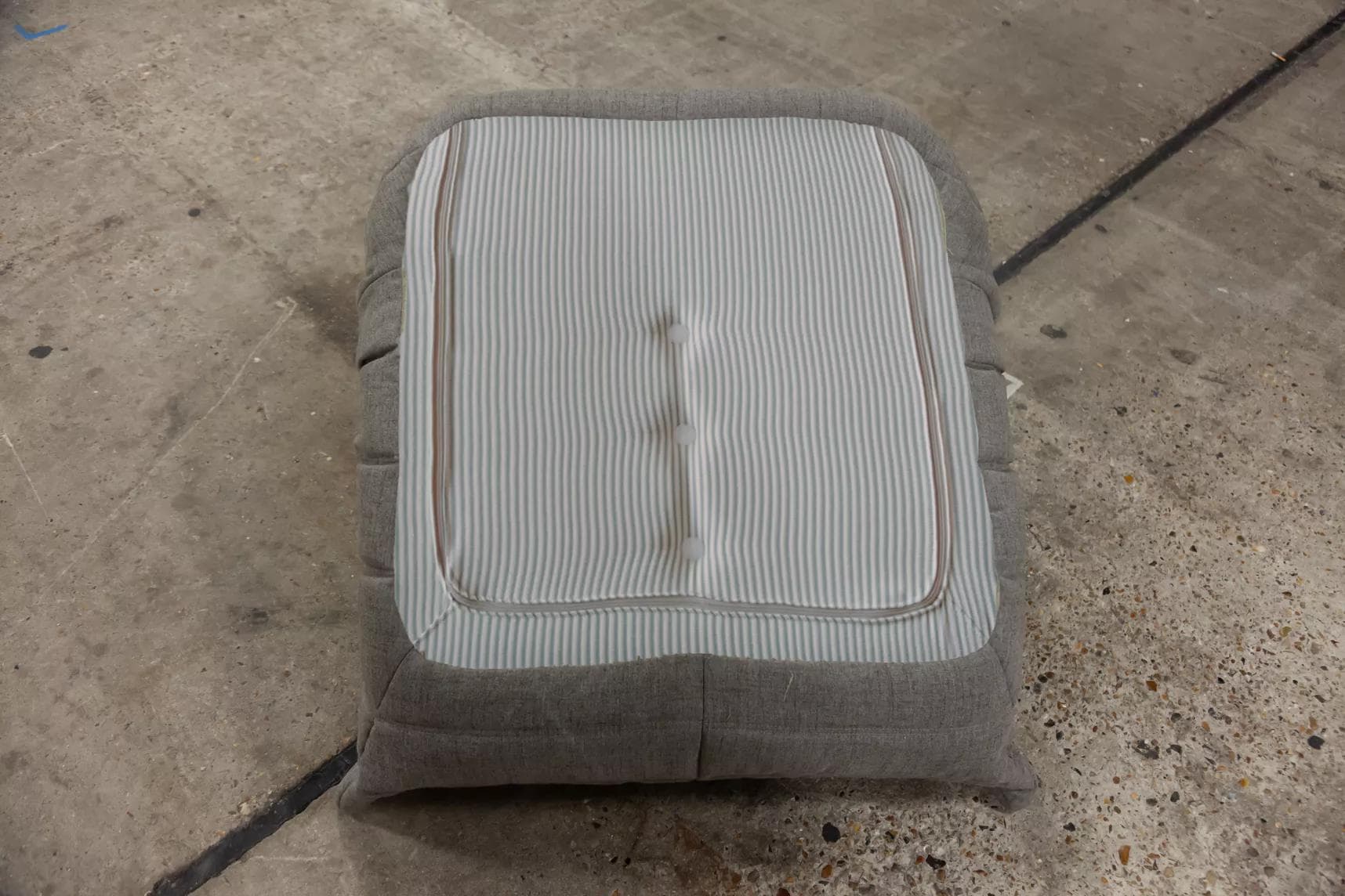 Fotel wypoczynkowy Togo, tekstylia ciepły szary - 165340