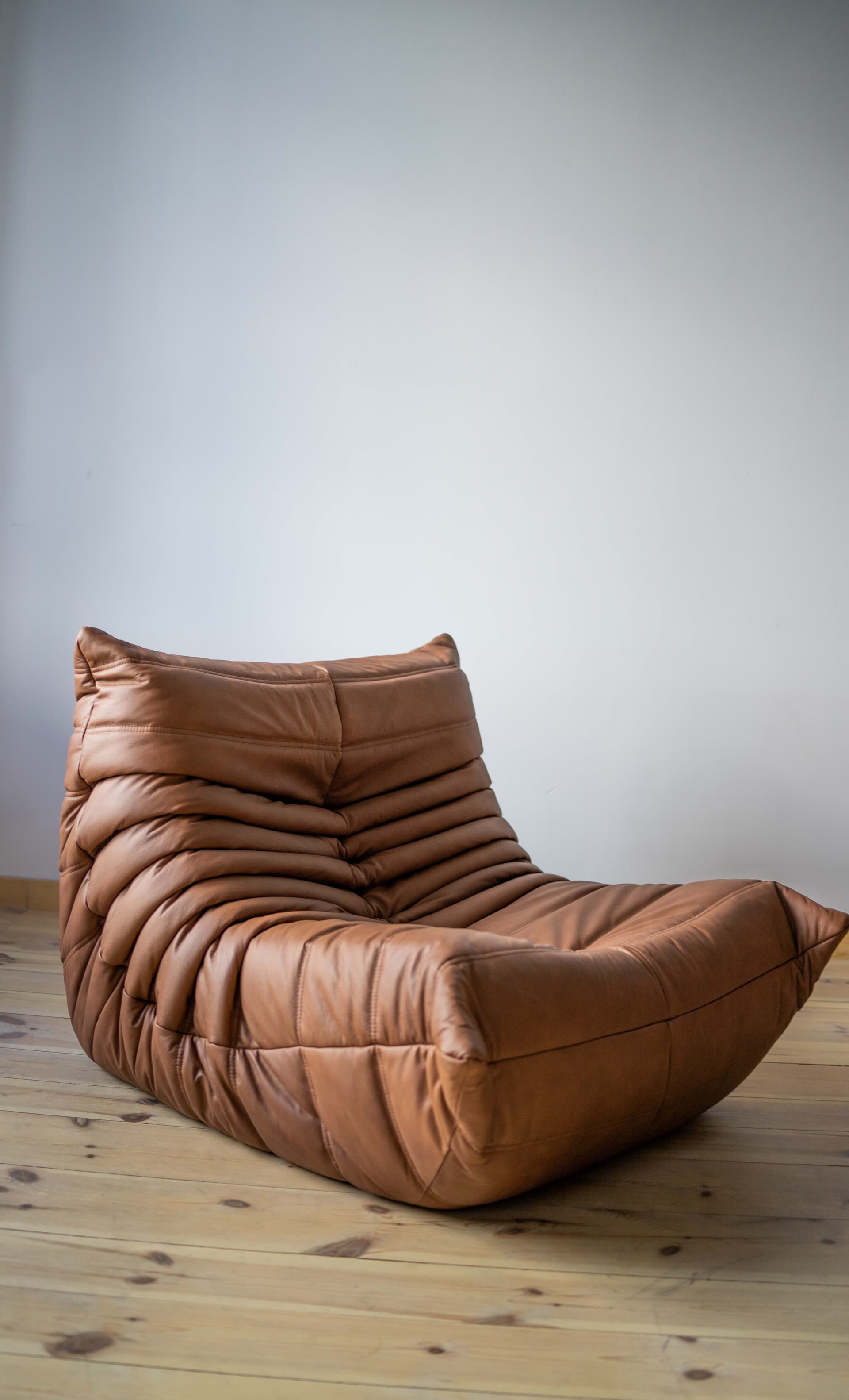 Fotel wypoczynkowy Togo z podnóżkiem, skóra brązowa folk - 165471