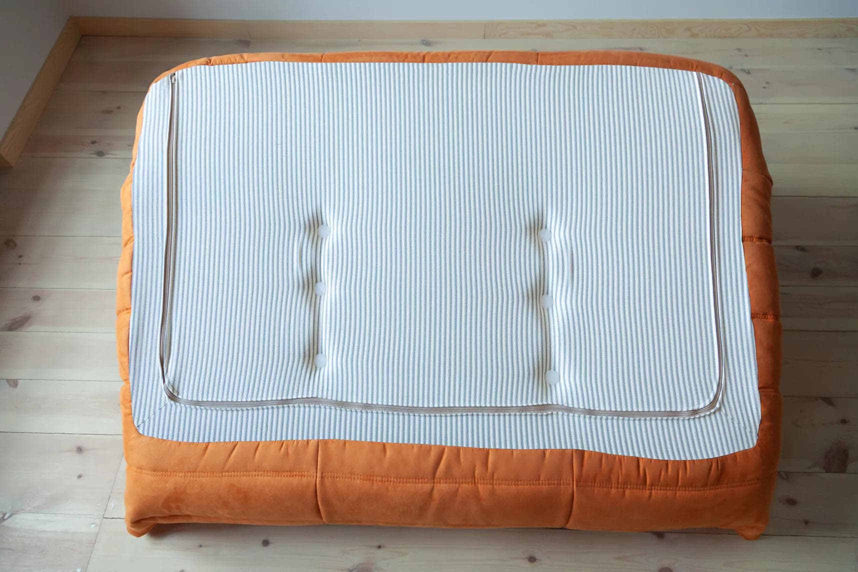 Sofa Togo dwuosobowa, mikrofibra pomarańcz - 166595