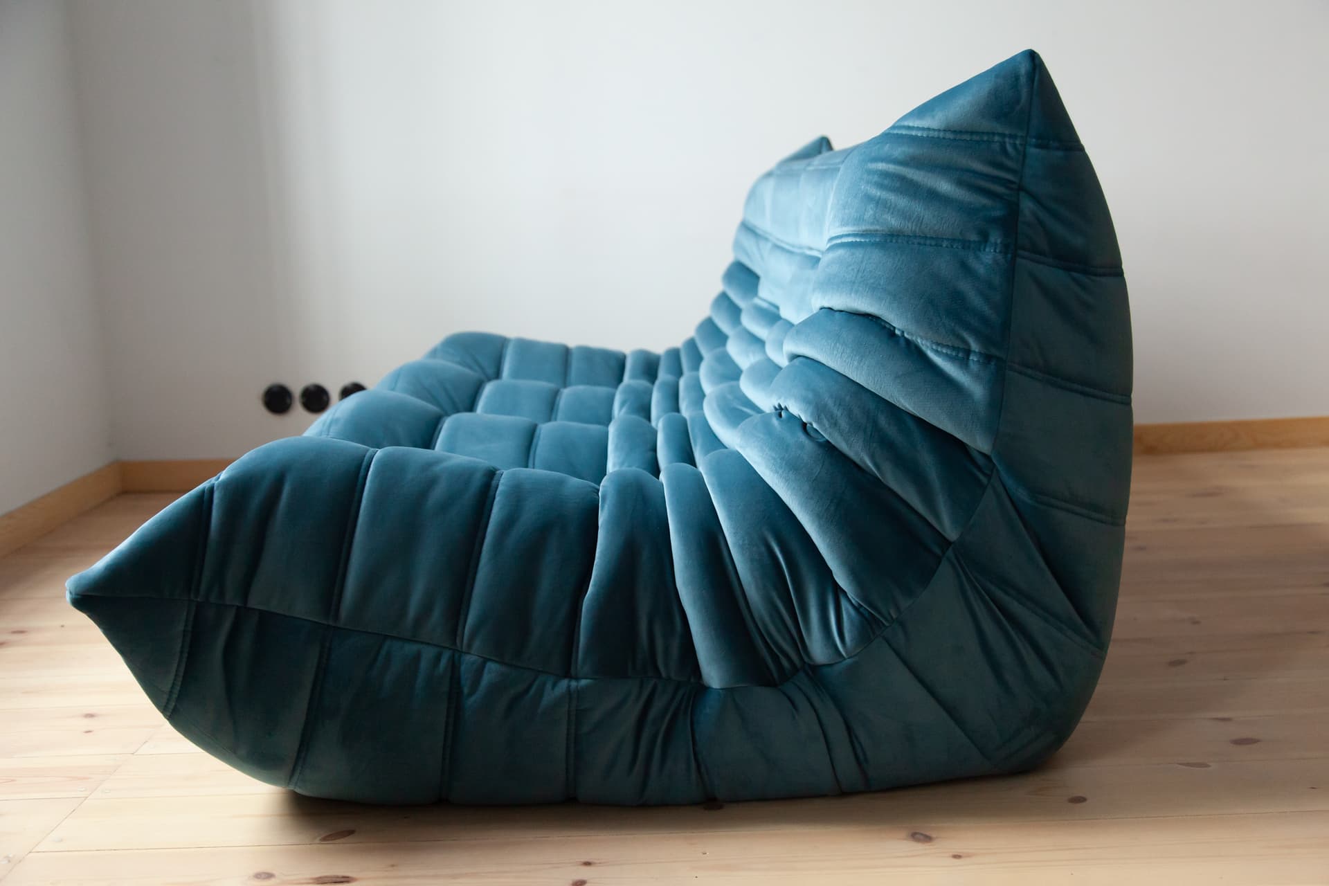 Sofa Togo trzyosobowa, velvet błękitny morski - 166467